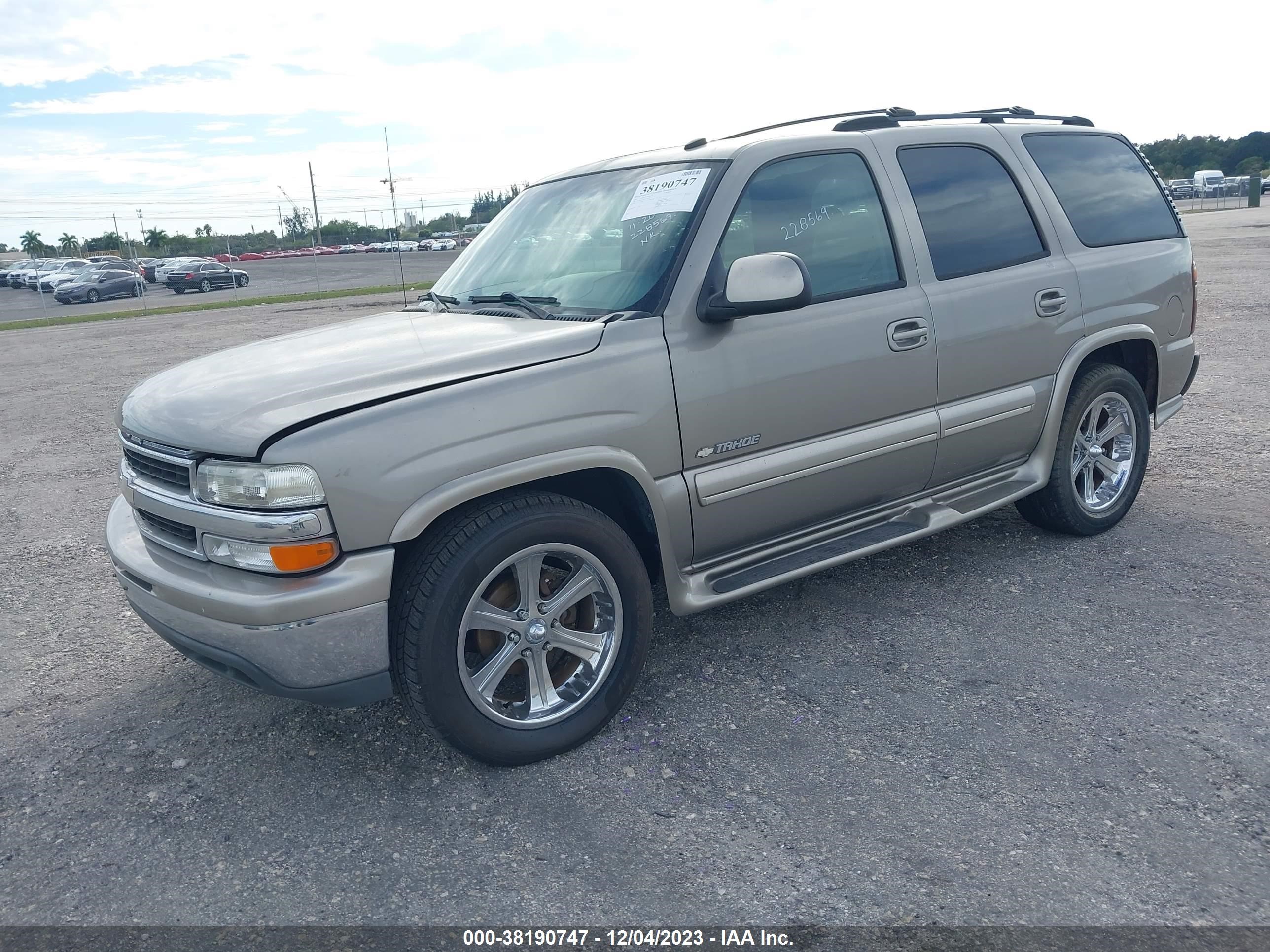 Photo 1 VIN: 1GNEC13ZX3J334409 - CHEVROLET TAHOE 