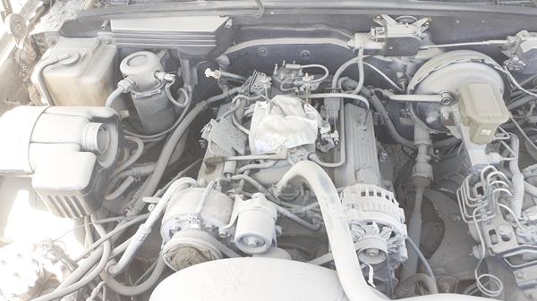 Photo 27 VIN: 1GNEC16K3RJ388948 - CHEVROLET SUBERBAN 