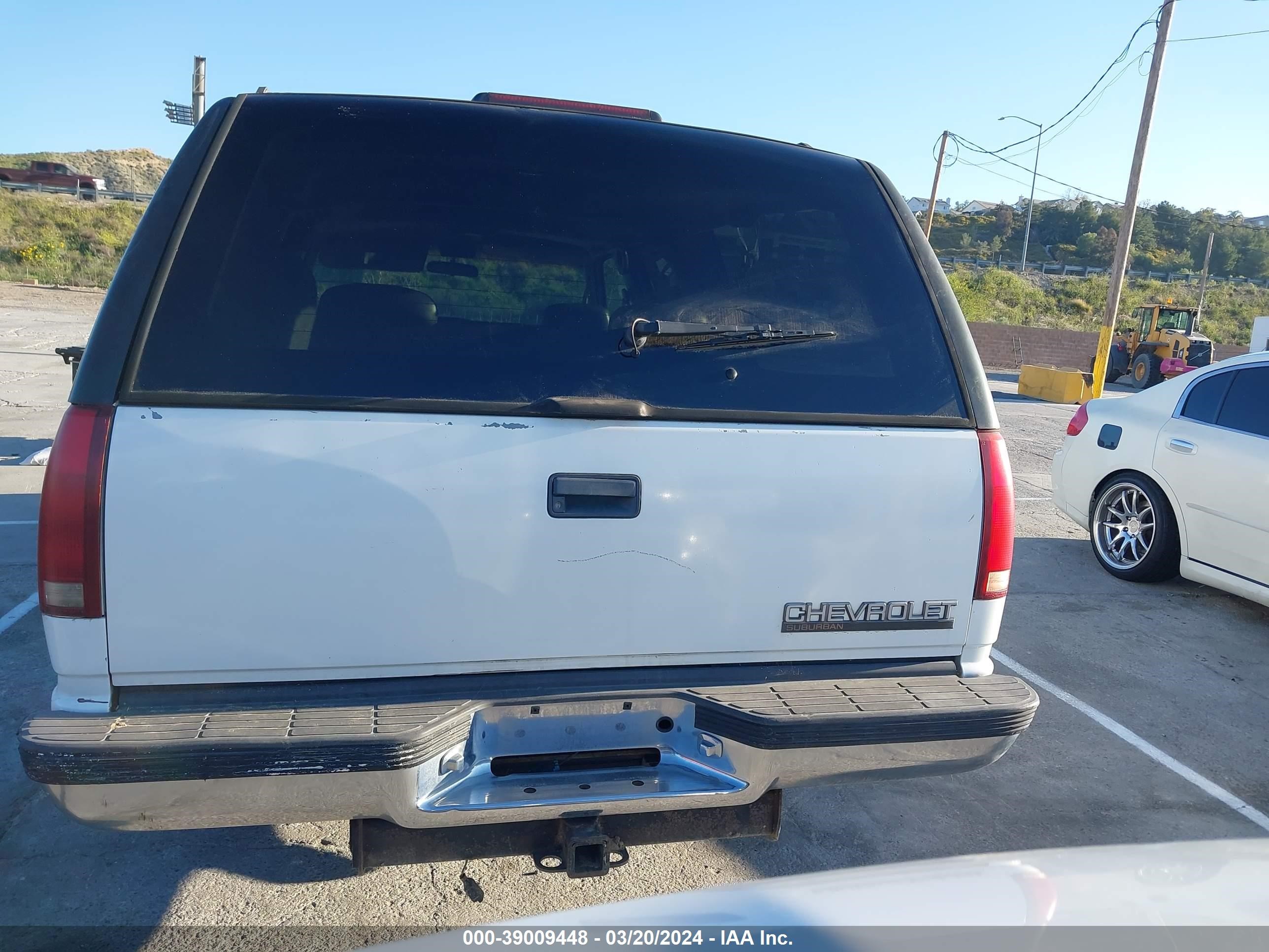 Photo 15 VIN: 1GNEC16K5SJ347923 - CHEVROLET SUBURBAN 