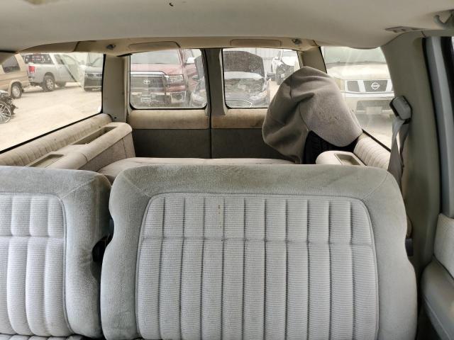 Photo 9 VIN: 1GNEC16K9PJ344806 - CHEVROLET SUBURBAN C 