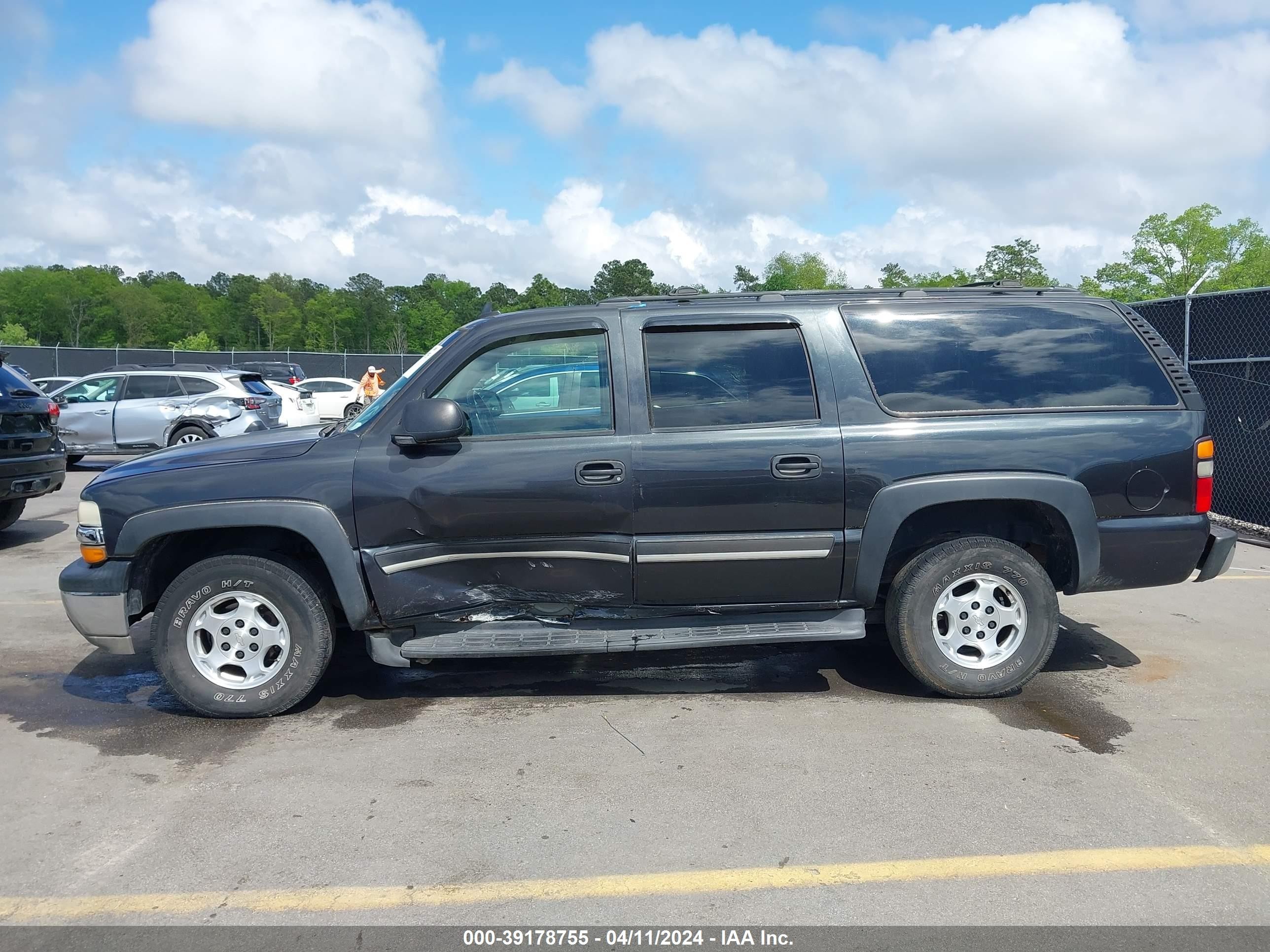 Photo 13 VIN: 1GNEC16Z06J134574 - CHEVROLET EXPRESS 