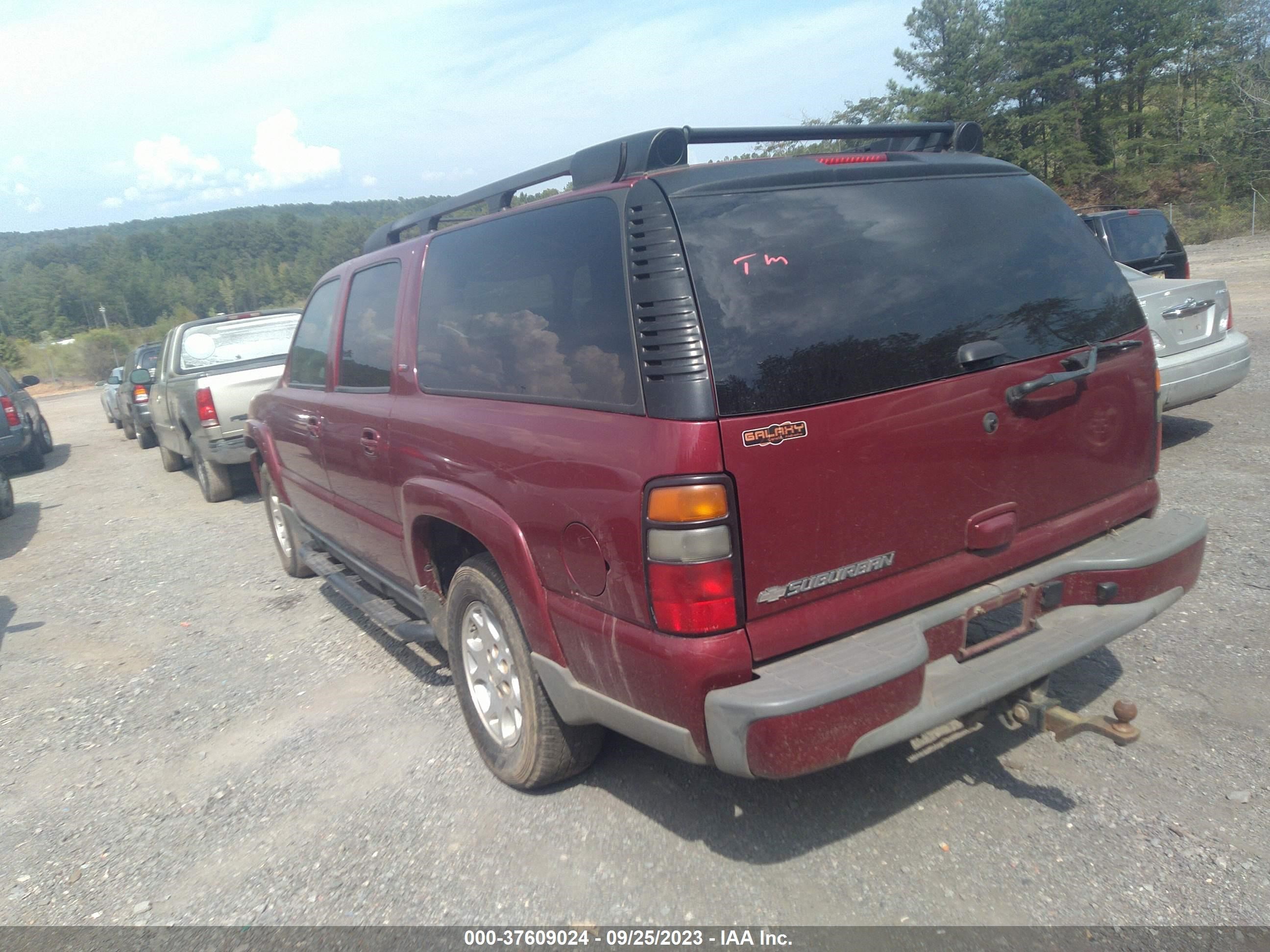 Photo 2 VIN: 1GNEC16Z36J166211 - CHEVROLET SUBURBAN 