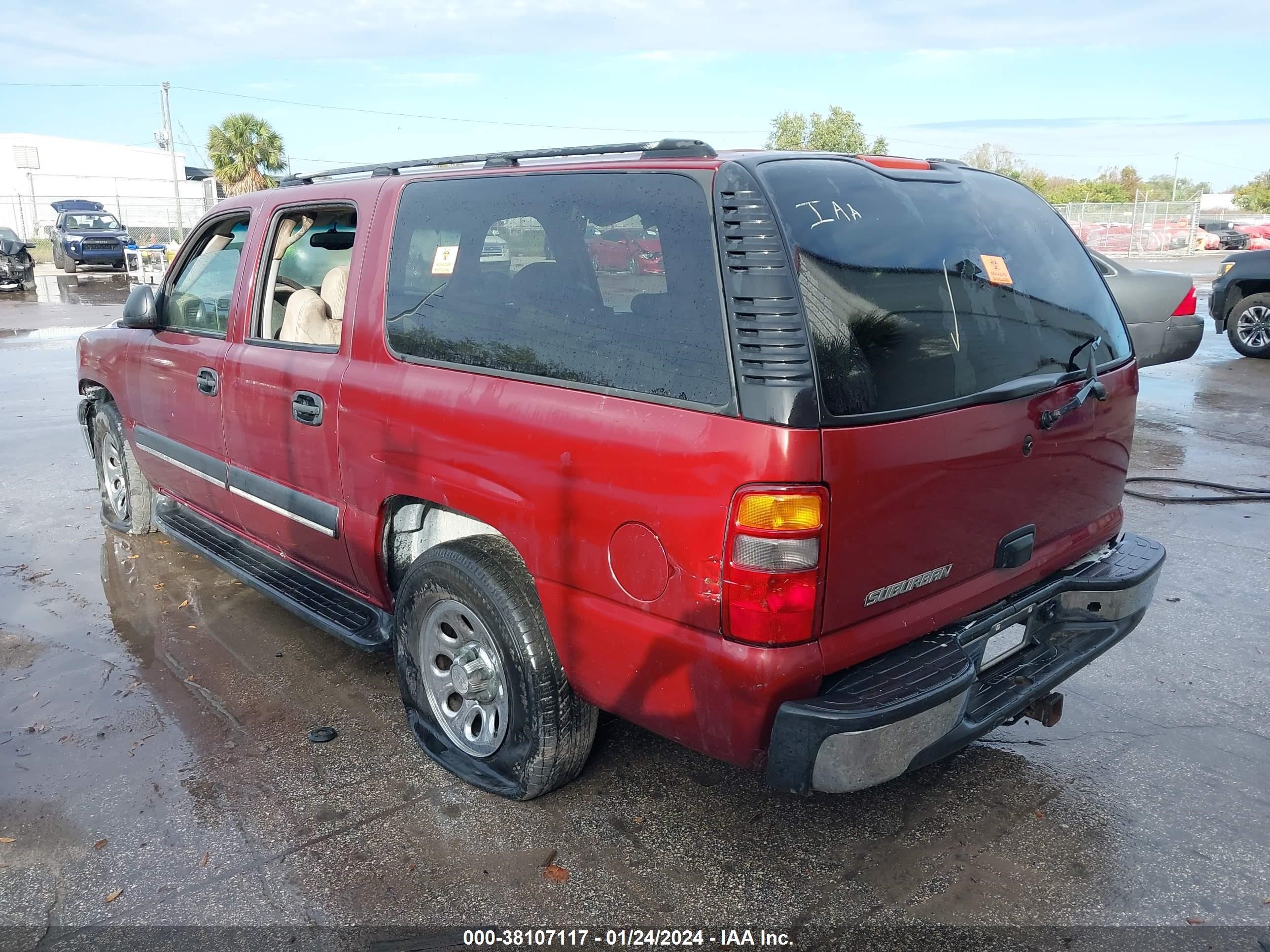 Photo 2 VIN: 1GNEC16Z63J172936 - CHEVROLET SUBURBAN 