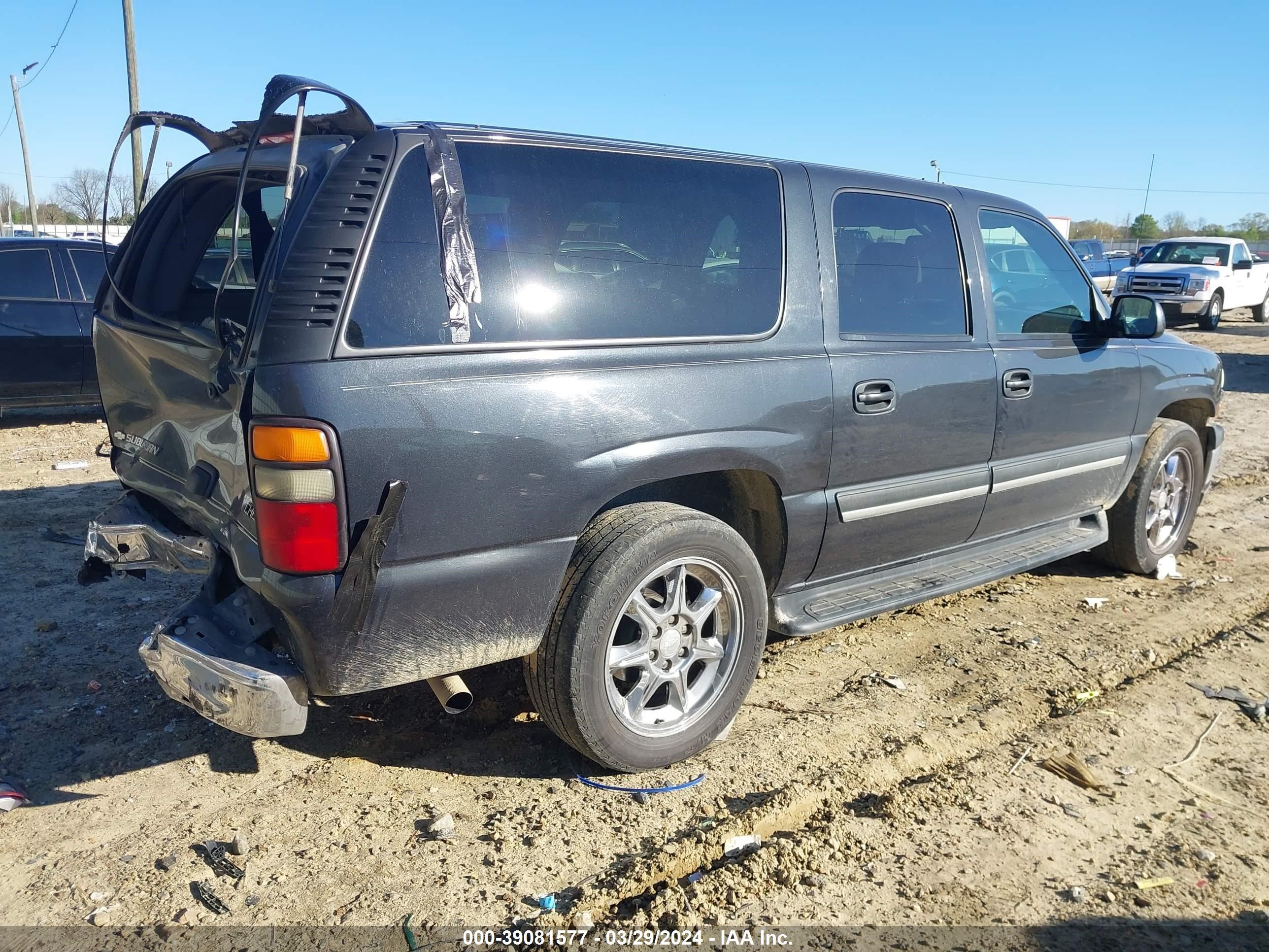 Photo 3 VIN: 1GNEC16Z75J157073 - CHEVROLET EXPRESS 