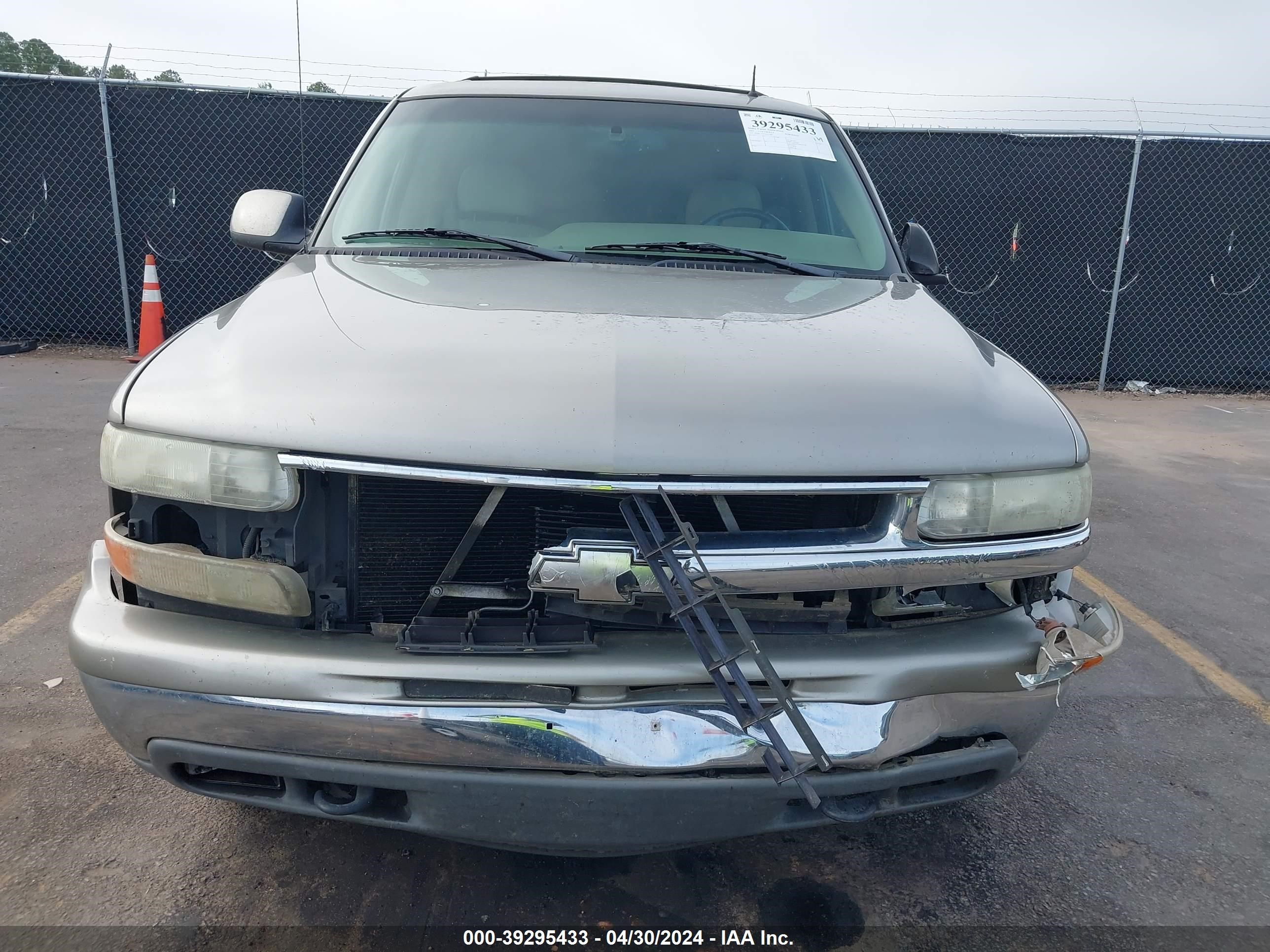 Photo 11 VIN: 1GNEC16ZX2J215785 - CHEVROLET EXPRESS 