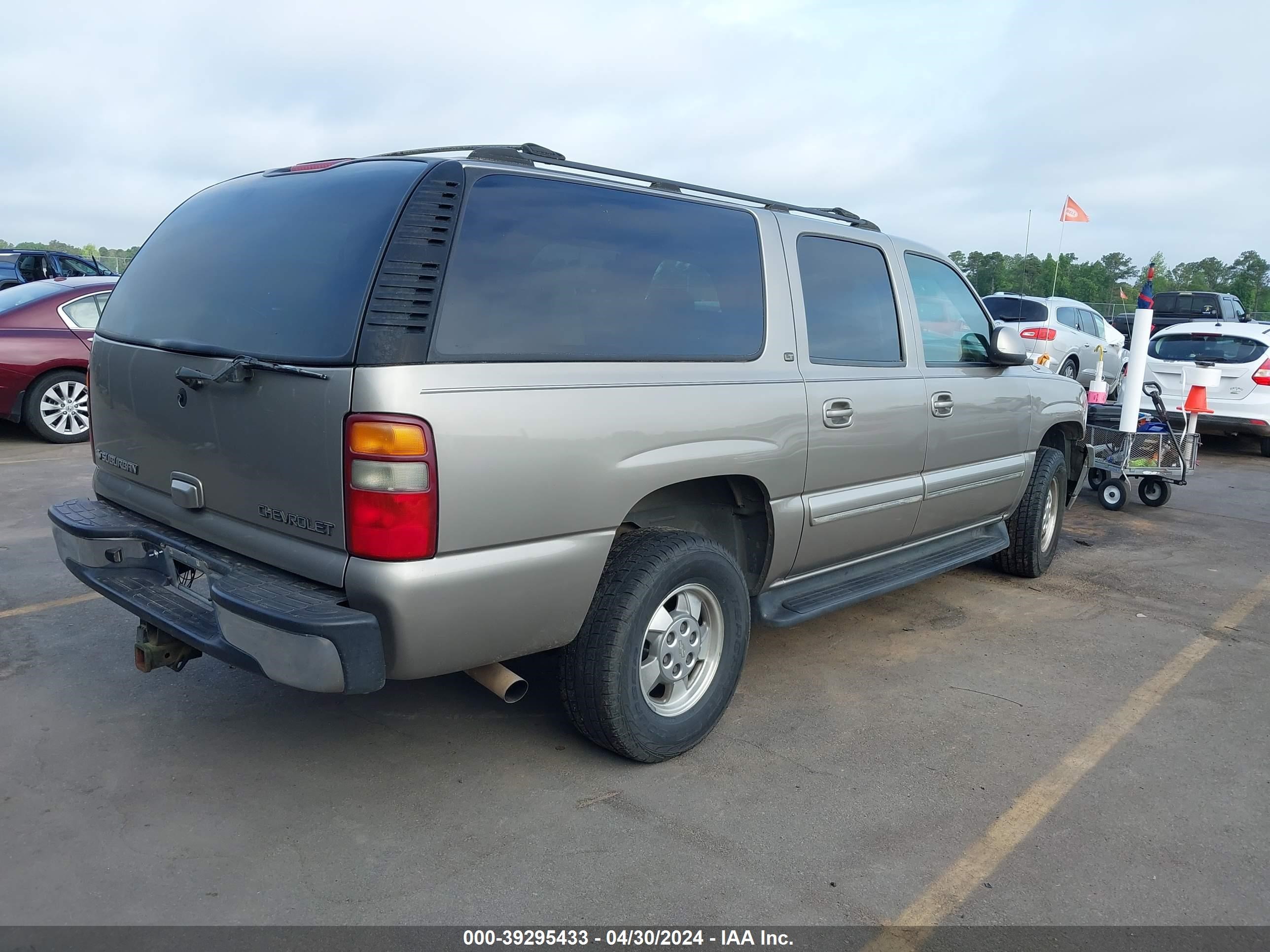 Photo 3 VIN: 1GNEC16ZX2J215785 - CHEVROLET EXPRESS 