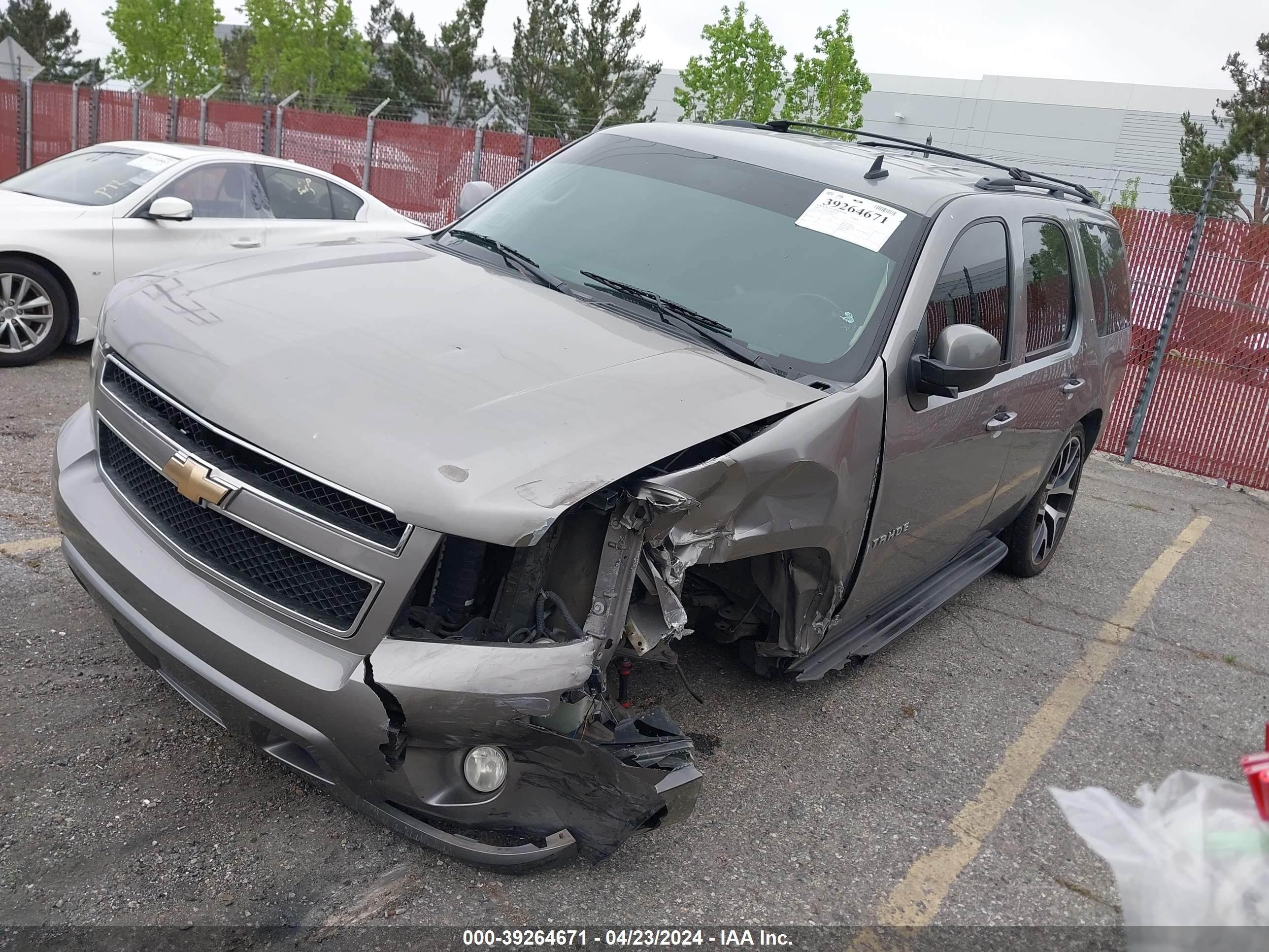 Photo 1 VIN: 1GNEC23359R266824 - CHEVROLET TAHOE 