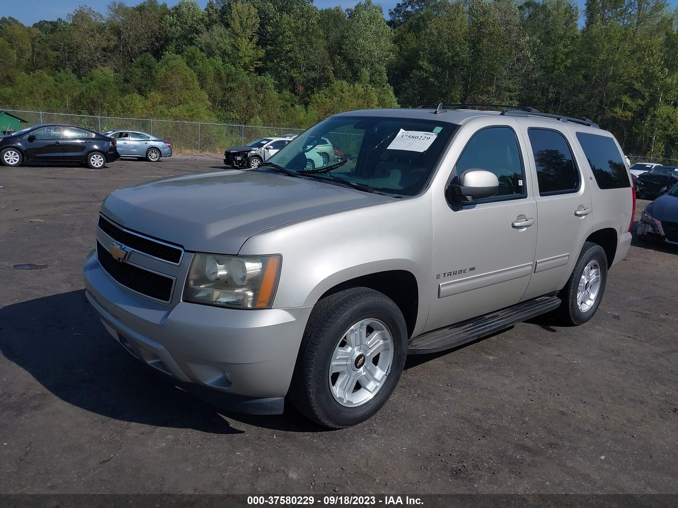 Photo 1 VIN: 1GNEC233X9R266155 - CHEVROLET TAHOE 