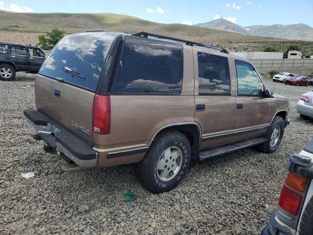 Photo 2 VIN: 1GNEK13K9SJ368281 - CHEVROLET TAHOE K150 