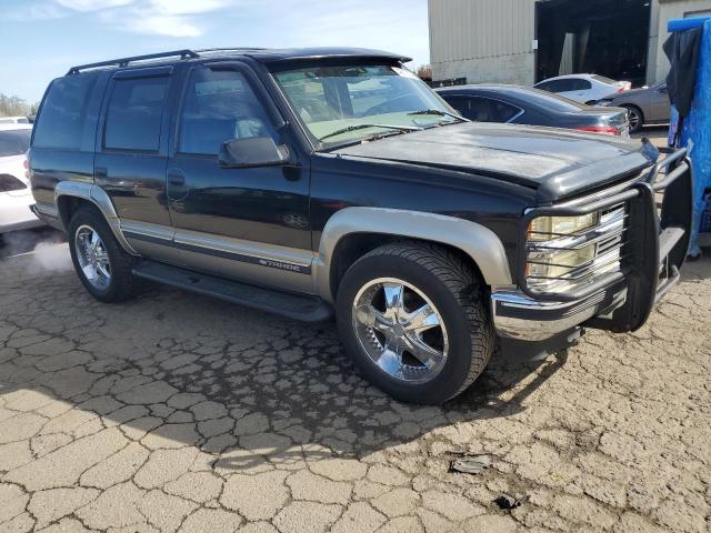 Photo 3 VIN: 1GNEK13R1WJ315545 - CHEVROLET TAHOE 