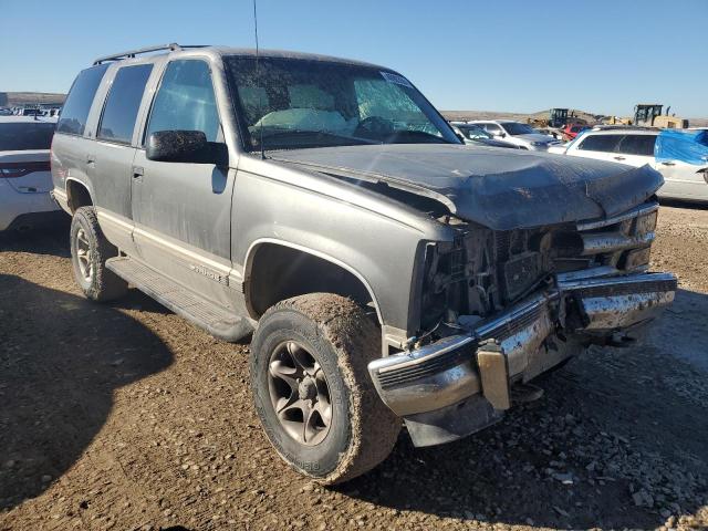 Photo 3 VIN: 1GNEK13R1XJ335103 - CHEVROLET TAHOE 