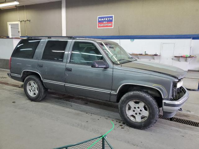 Photo 3 VIN: 1GNEK13R4XJ441318 - CHEVROLET TAHOE 