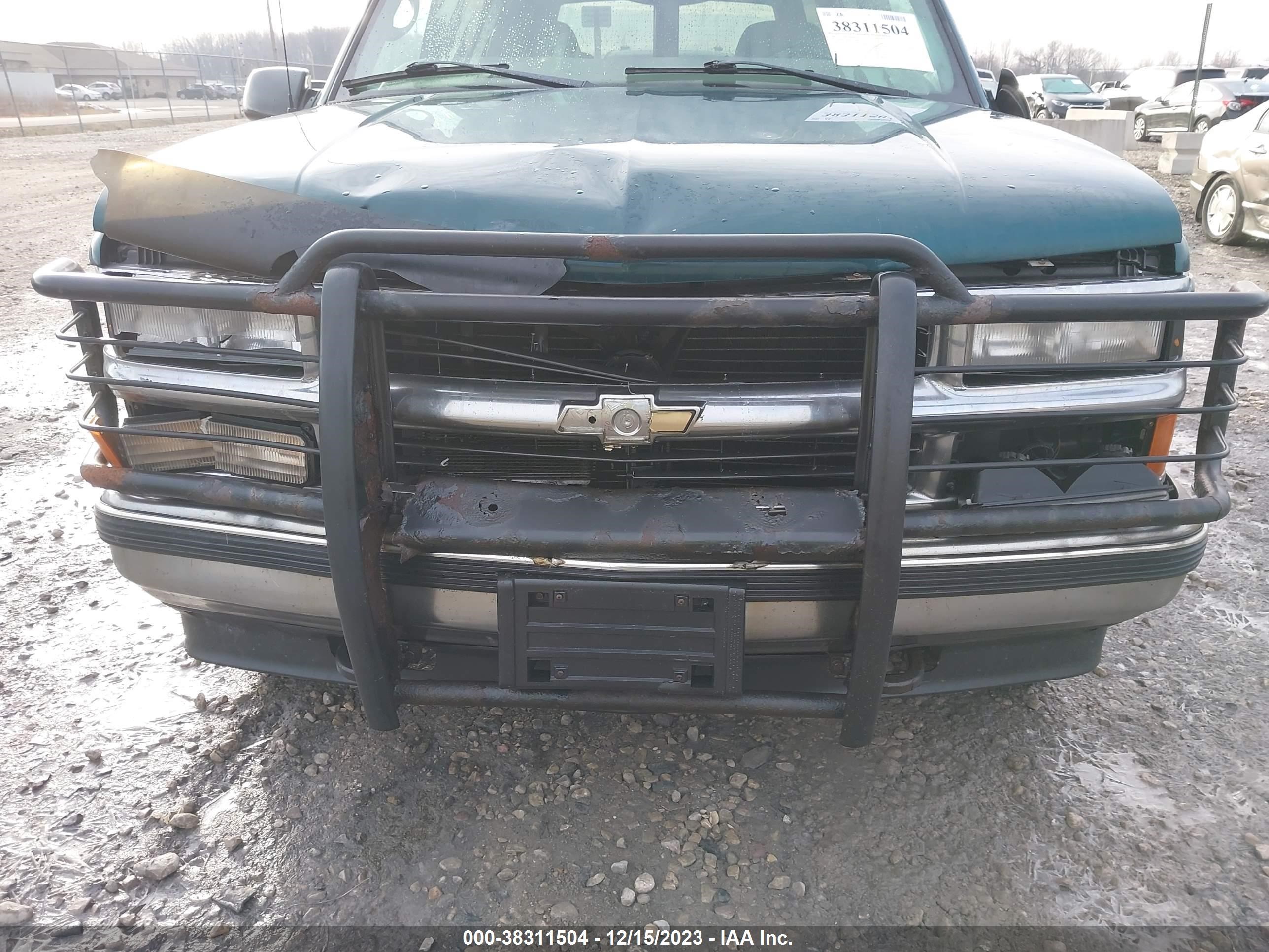 Photo 5 VIN: 1GNEK13R5WJ313698 - CHEVROLET TAHOE 