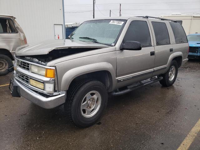 Photo 0 VIN: 1GNEK13R5YR165282 - CHEVROLET TAHOE 