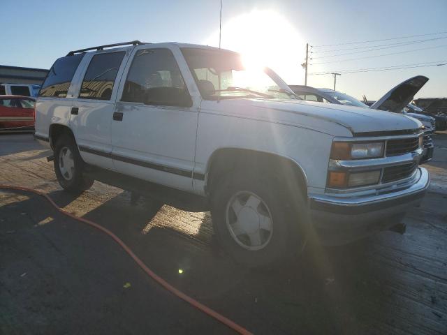 Photo 3 VIN: 1GNEK13R6TJ301328 - CHEVROLET TAHOE 