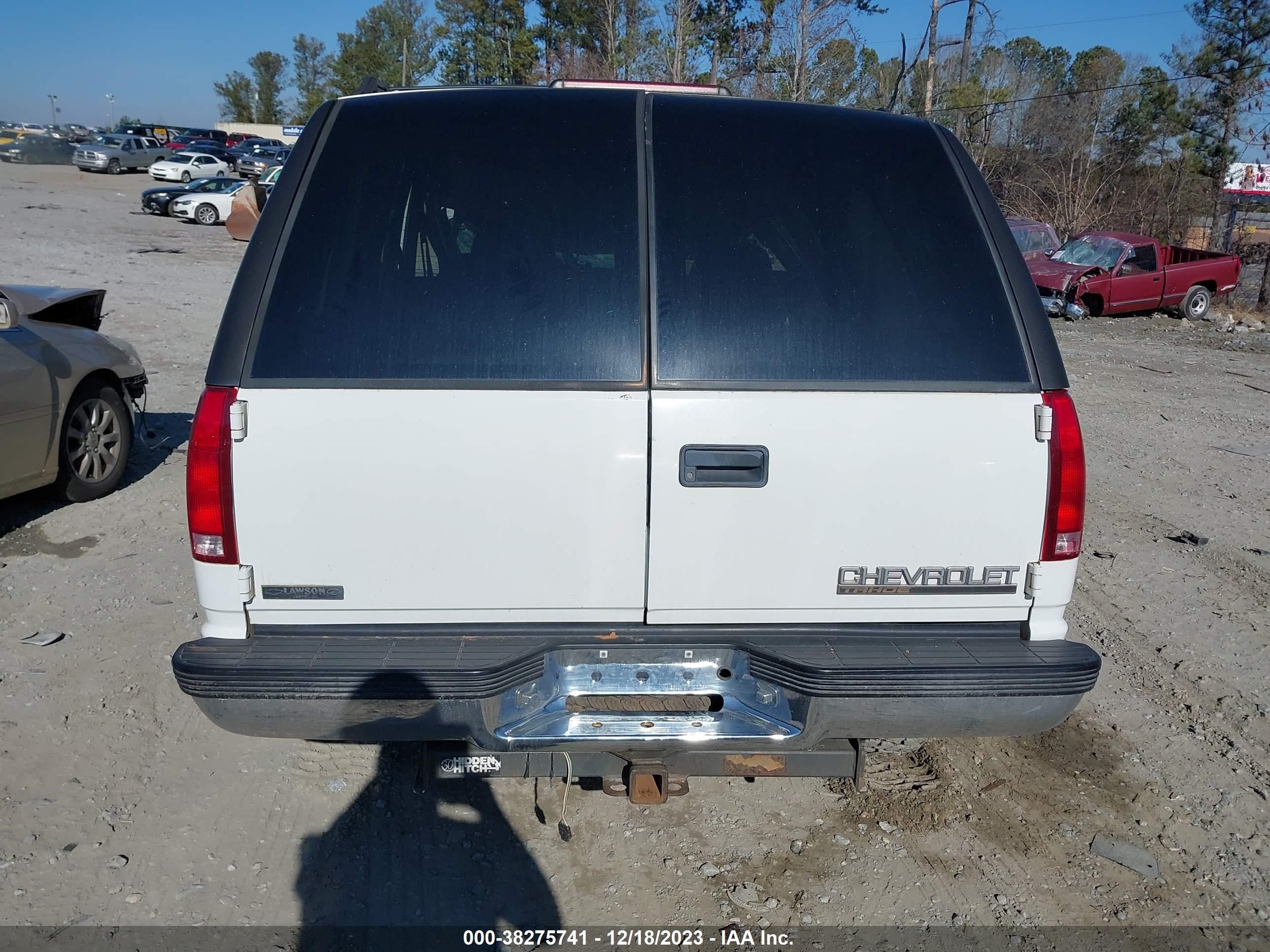 Photo 15 VIN: 1GNEK13R6XJ540934 - CHEVROLET TAHOE 