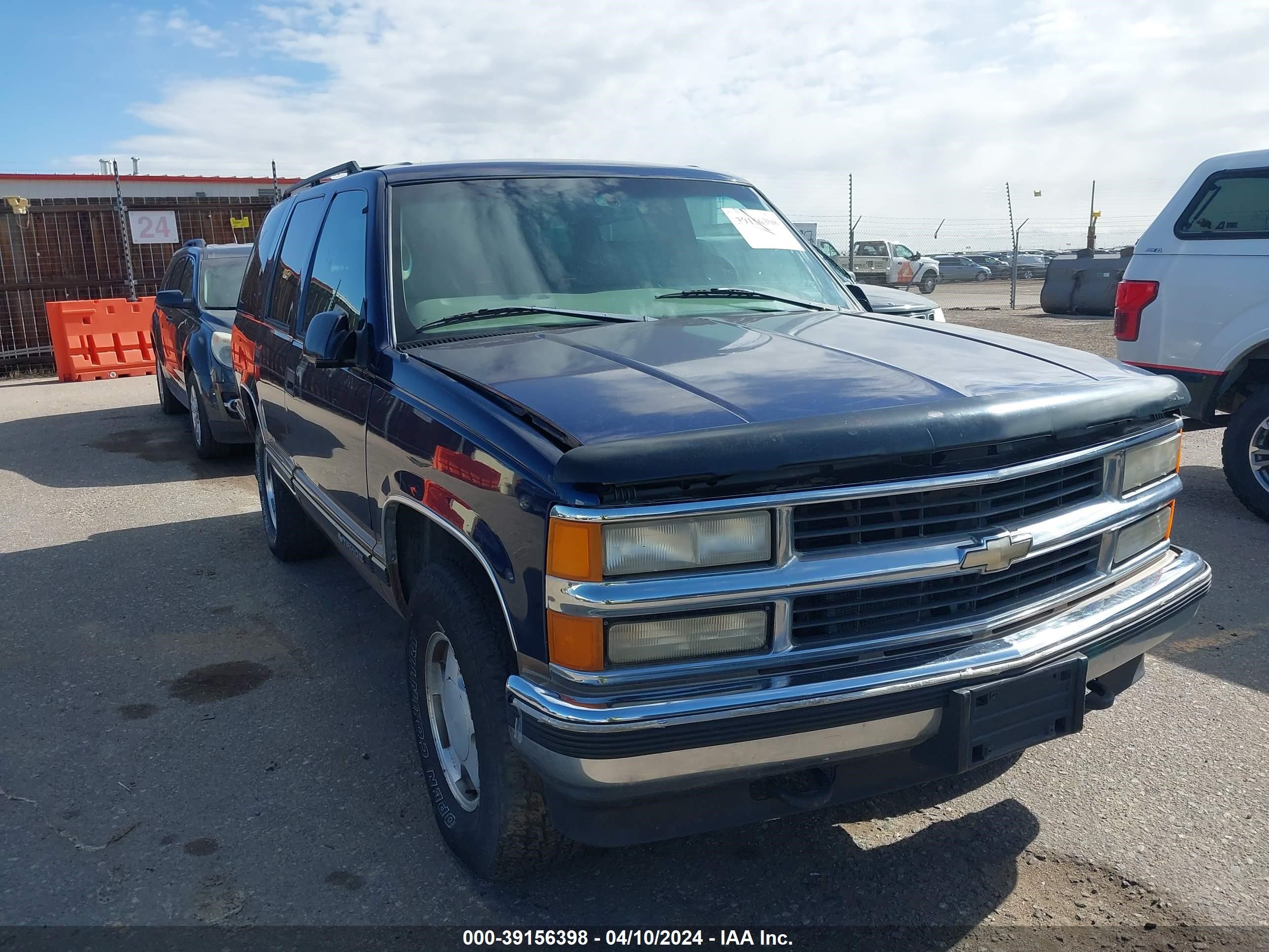 Photo 0 VIN: 1GNEK13R7WR137979 - CHEVROLET TAHOE 