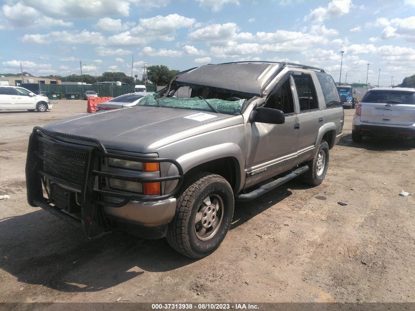 Photo 5 VIN: 1GNEK13R9YR211258 - CHEVROLET TAHOE 