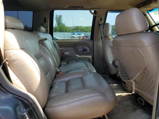 Photo 10 VIN: 1GNEK13RXXJ524025 - CHEVROLET TAHOE 