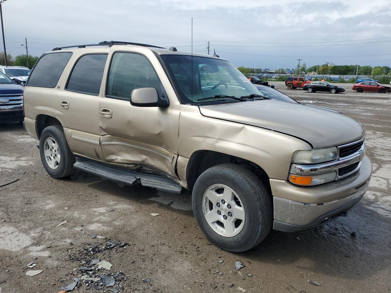 Photo 3 VIN: 1GNEK13T05R150390 - CHEVROLET TAHOE 