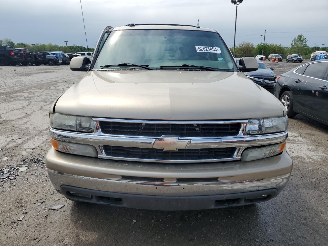 Photo 4 VIN: 1GNEK13T05R150390 - CHEVROLET TAHOE 