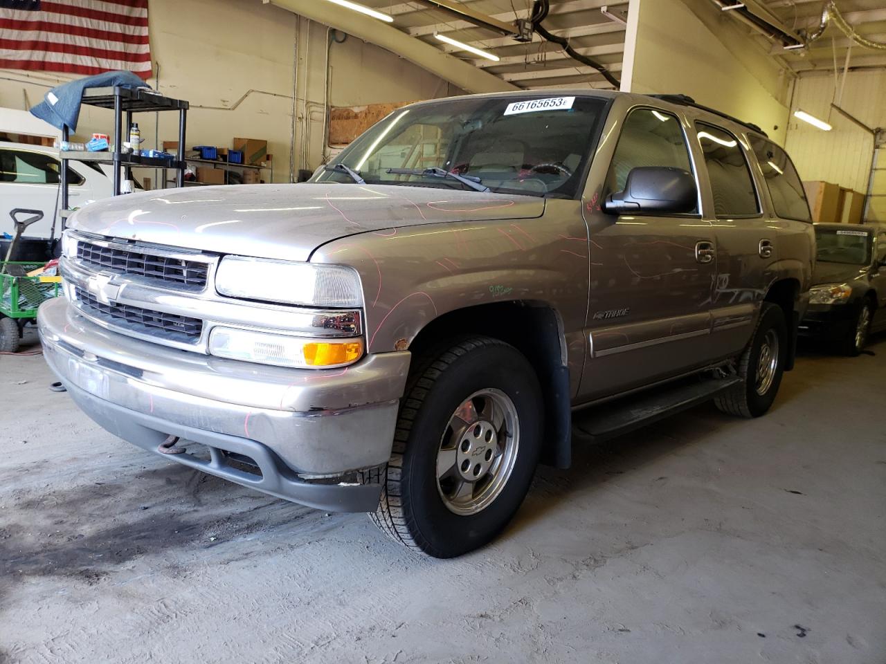 Photo 0 VIN: 1GNEK13T0YJ175129 - CHEVROLET TAHOE 