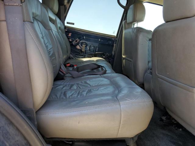 Photo 10 VIN: 1GNEK13T11J134899 - CHEVROLET TAHOE 