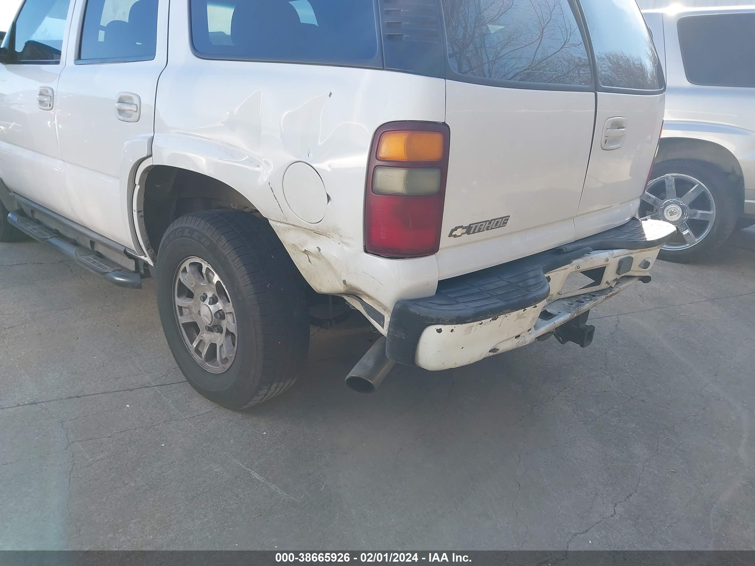 Photo 5 VIN: 1GNEK13T12R246217 - CHEVROLET TAHOE 