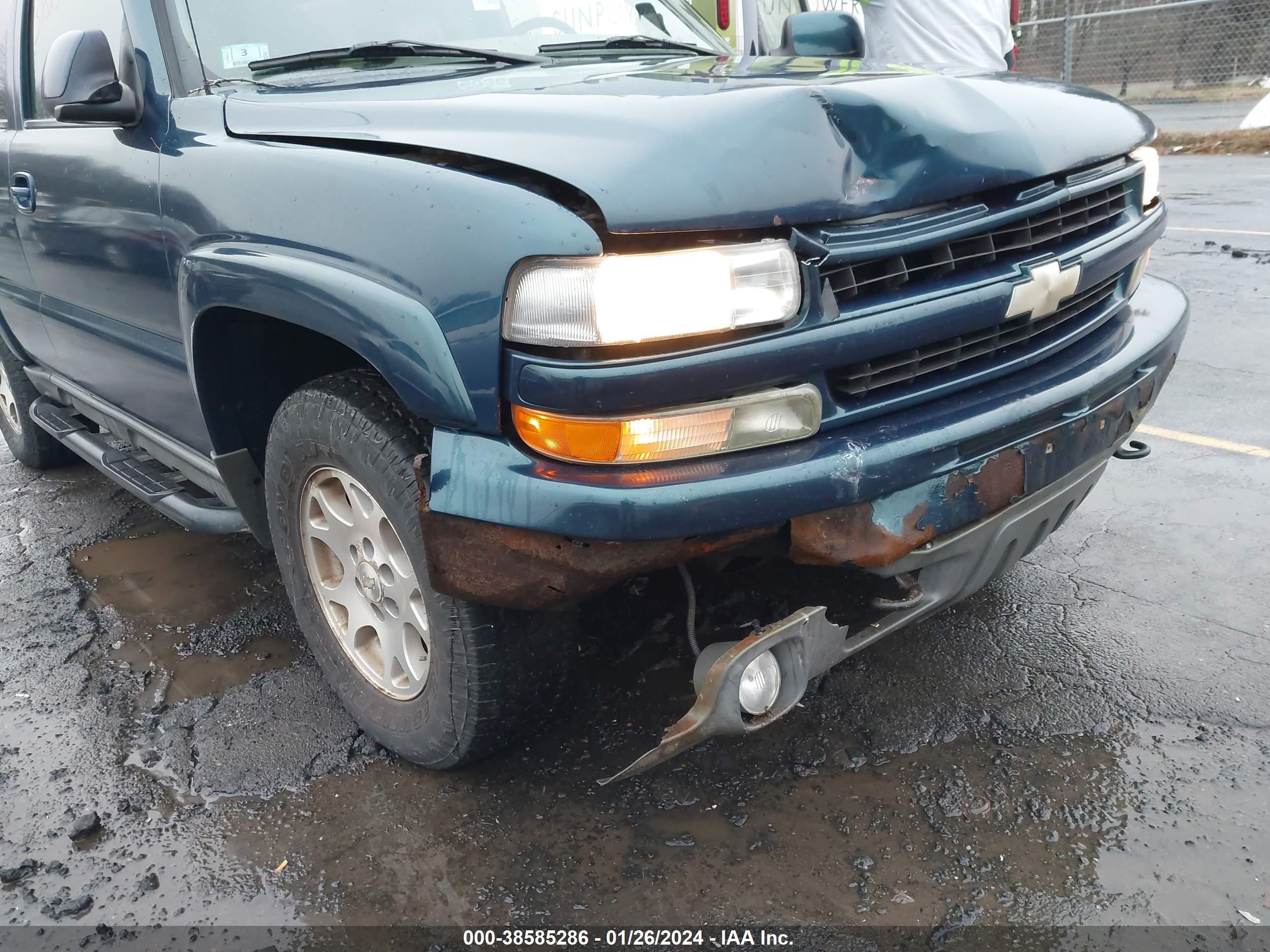 Photo 5 VIN: 1GNEK13T16R105766 - CHEVROLET TAHOE 