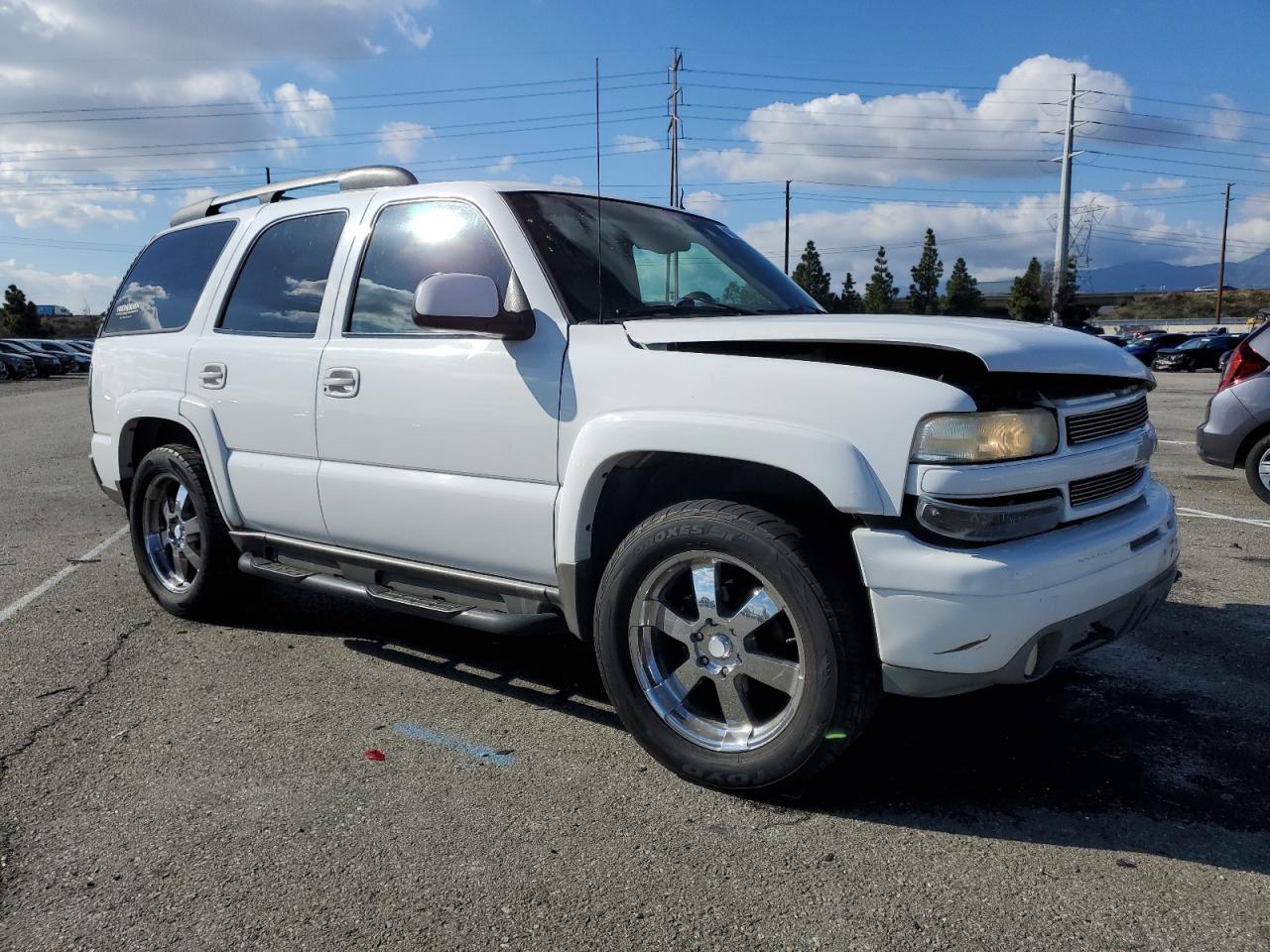 Photo 3 VIN: 1GNEK13T22R166392 - CHEVROLET TAHOE 