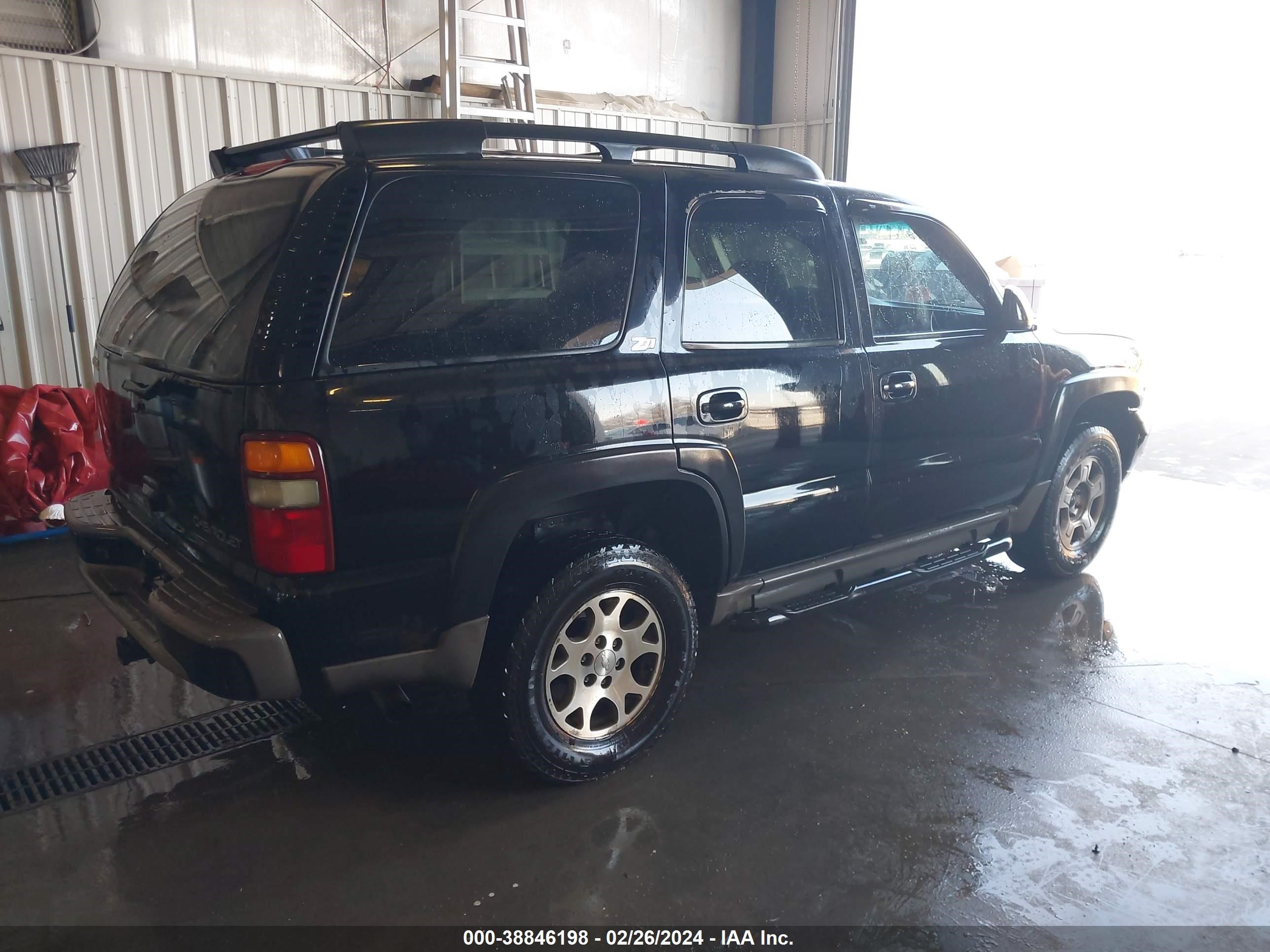 Photo 3 VIN: 1GNEK13T31R184866 - CHEVROLET TAHOE 