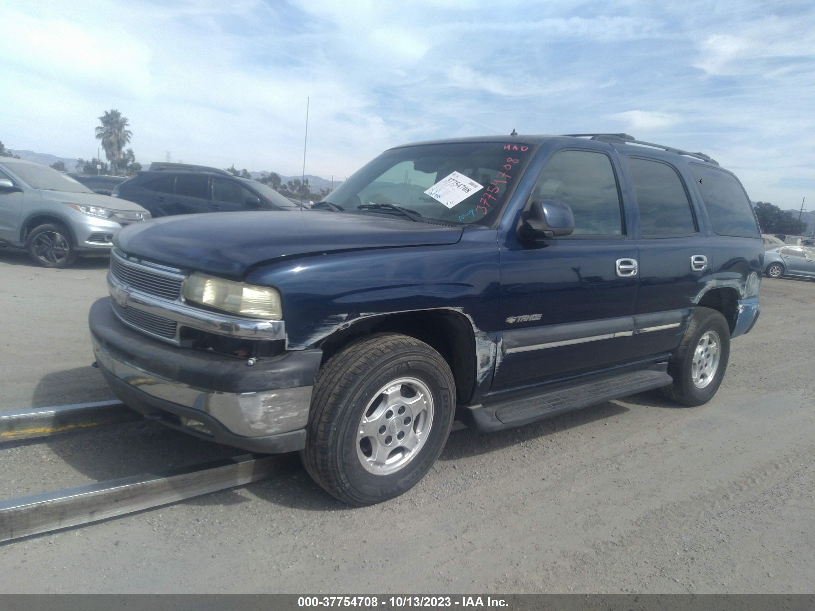 Photo 1 VIN: 1GNEK13T32R193097 - CHEVROLET TAHOE 