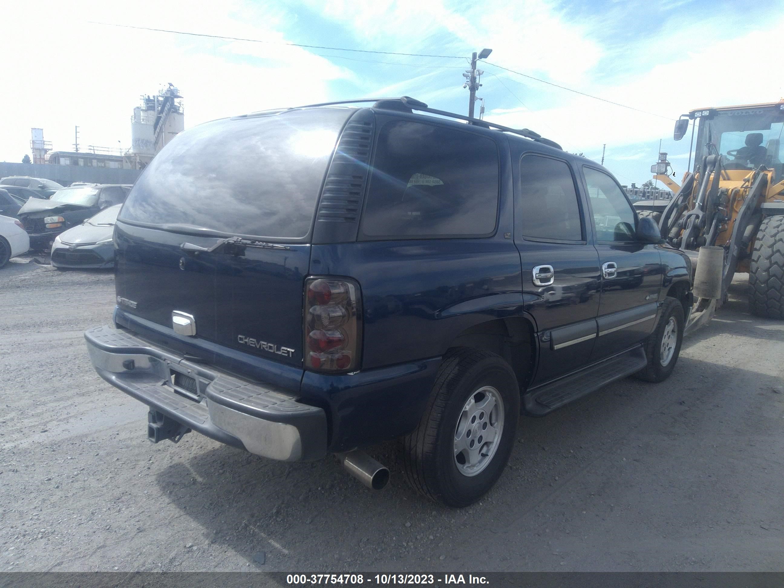 Photo 3 VIN: 1GNEK13T32R193097 - CHEVROLET TAHOE 