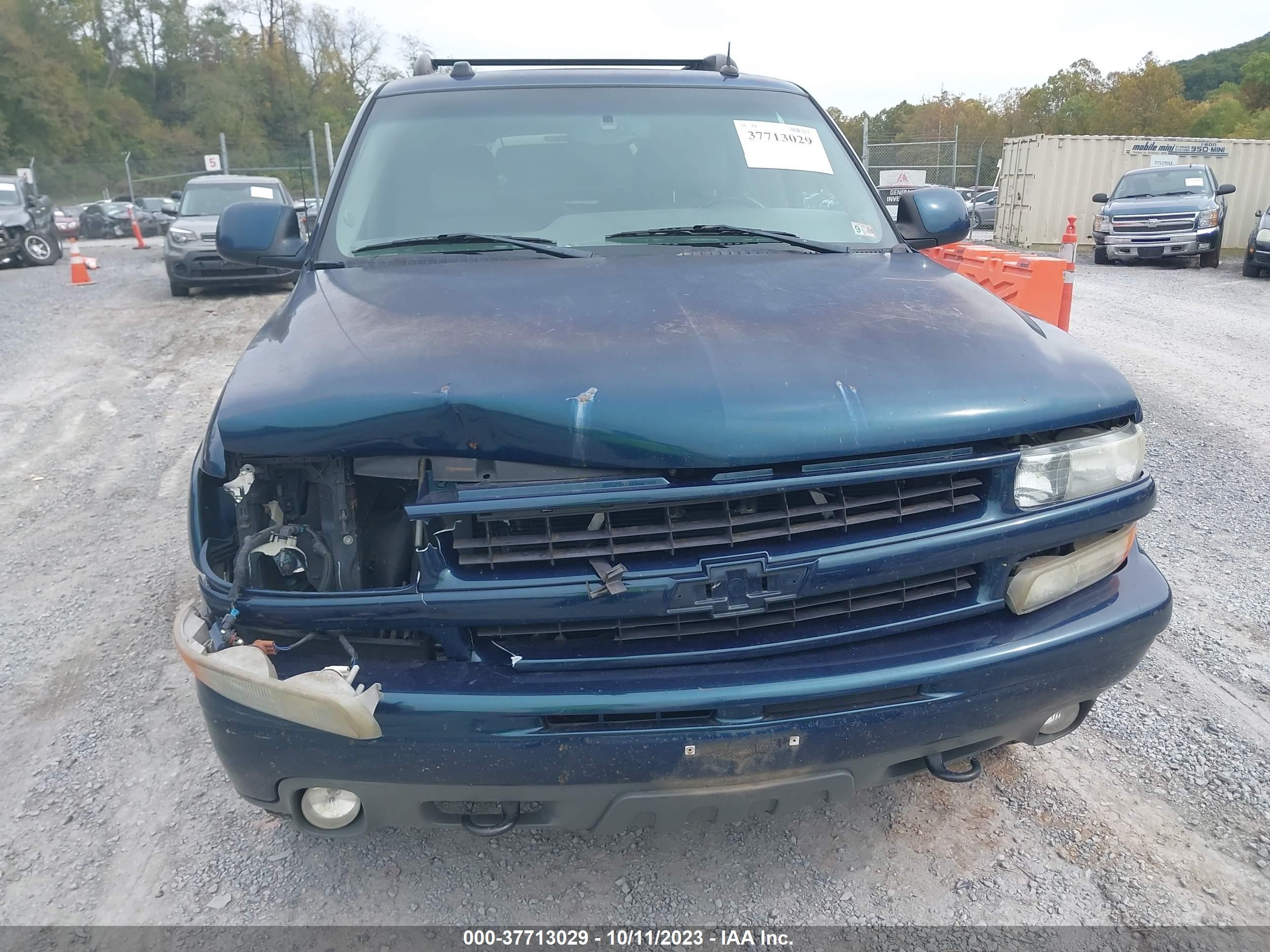 Photo 12 VIN: 1GNEK13T35R271818 - CHEVROLET TAHOE 