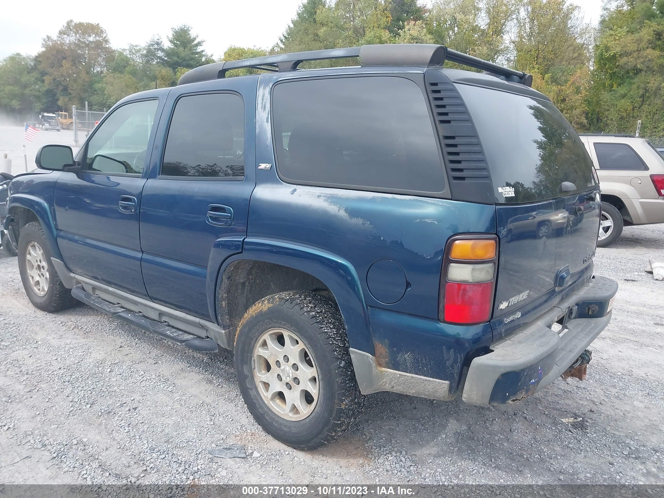 Photo 2 VIN: 1GNEK13T35R271818 - CHEVROLET TAHOE 