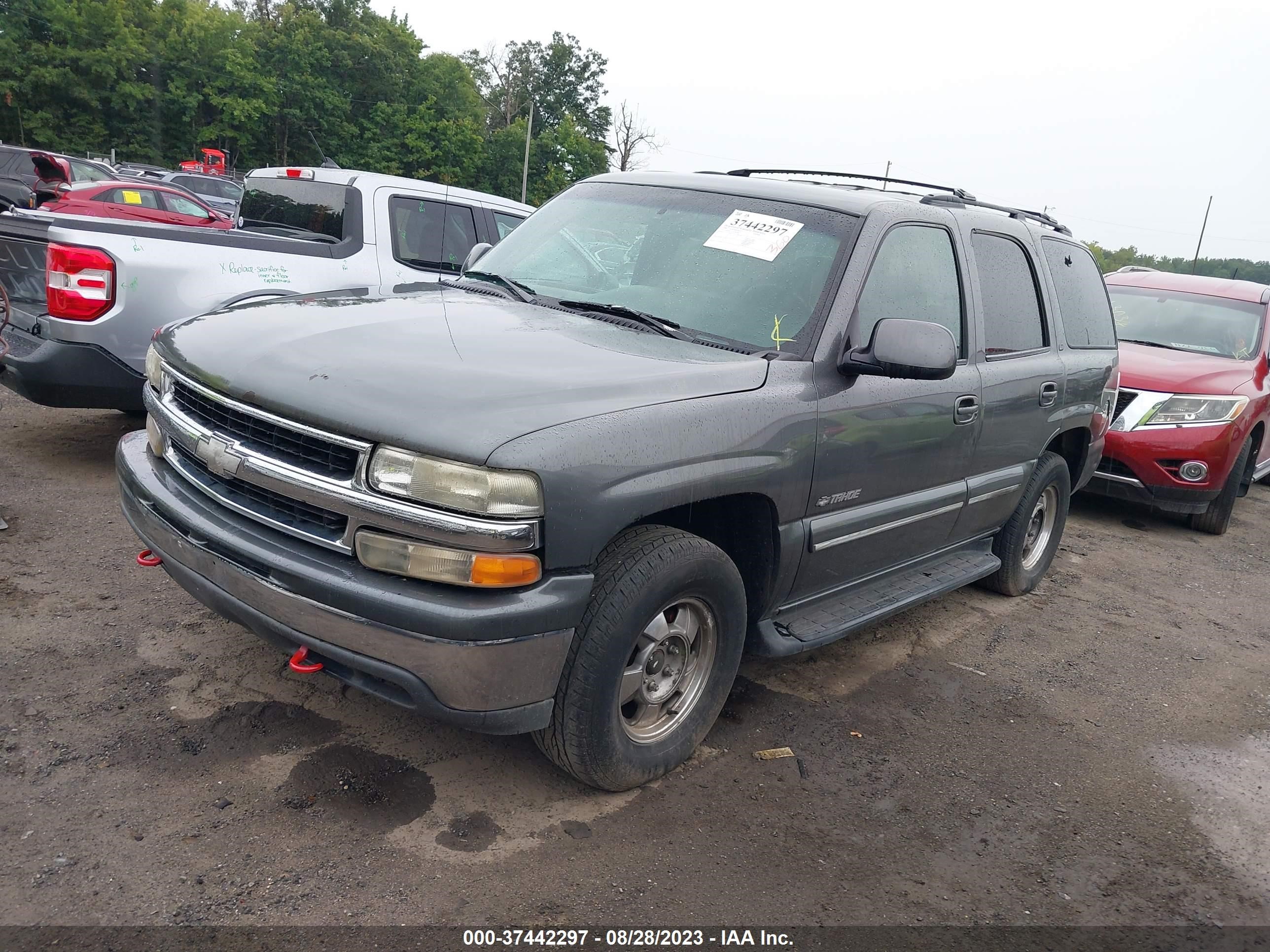 Photo 1 VIN: 1GNEK13T3YJ106368 - CHEVROLET TAHOE 