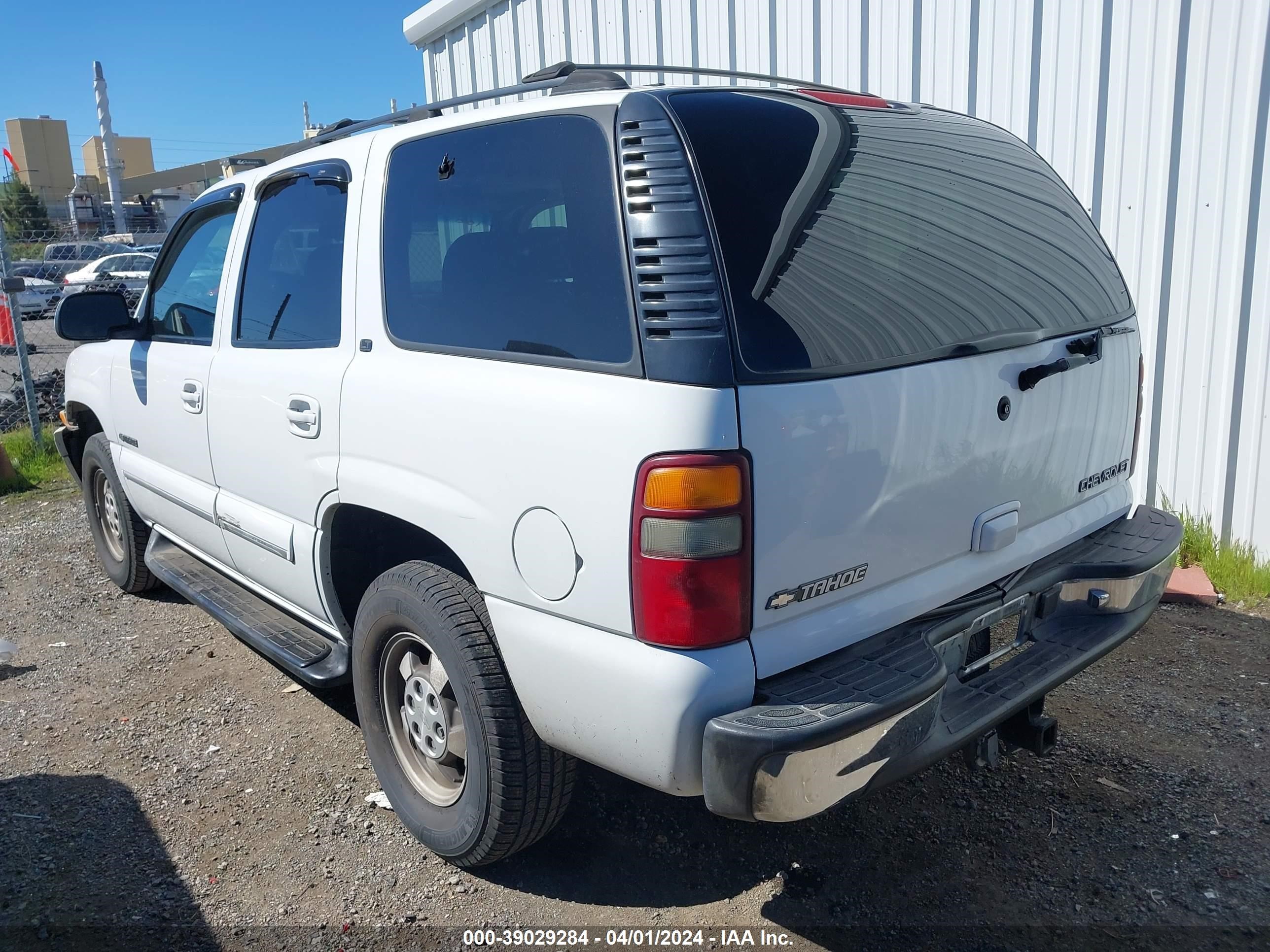 Photo 2 VIN: 1GNEK13T41J252512 - CHEVROLET TAHOE 