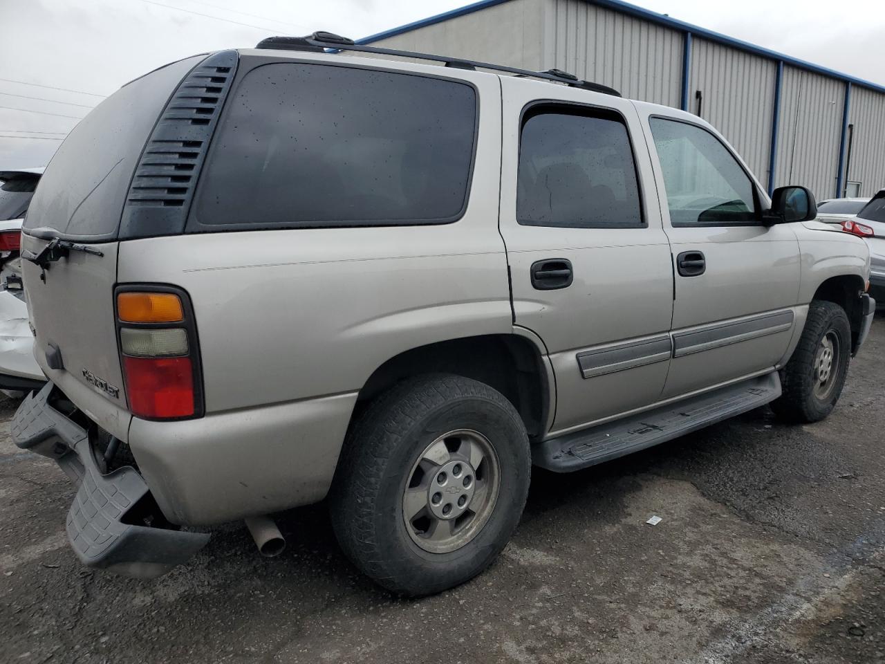 Photo 2 VIN: 1GNEK13T45R138078 - CHEVROLET TAHOE 