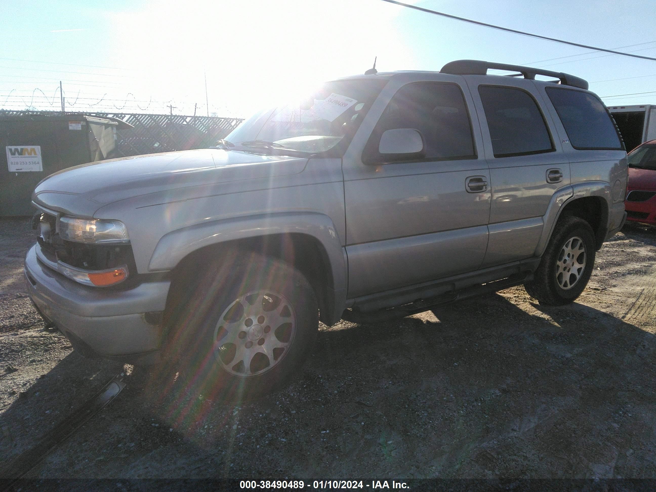 Photo 1 VIN: 1GNEK13T45R253876 - CHEVROLET TAHOE 