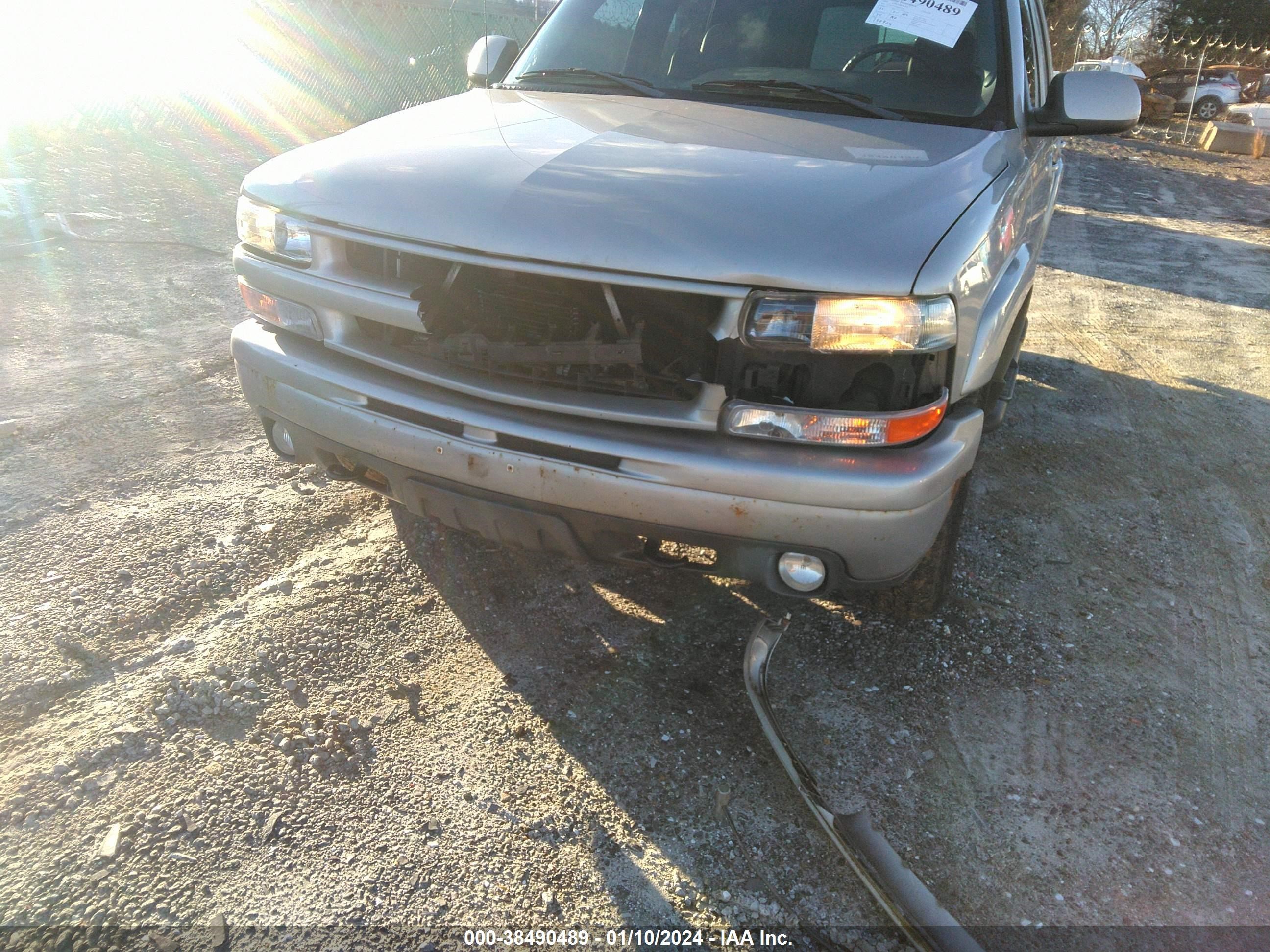 Photo 5 VIN: 1GNEK13T45R253876 - CHEVROLET TAHOE 