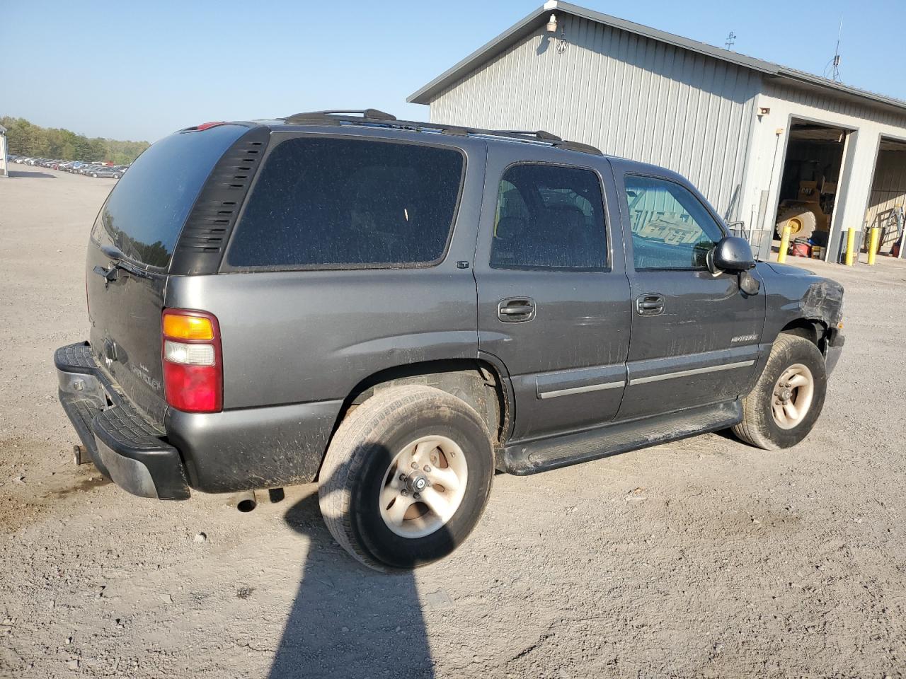 Photo 2 VIN: 1GNEK13T51J177559 - CHEVROLET TAHOE 