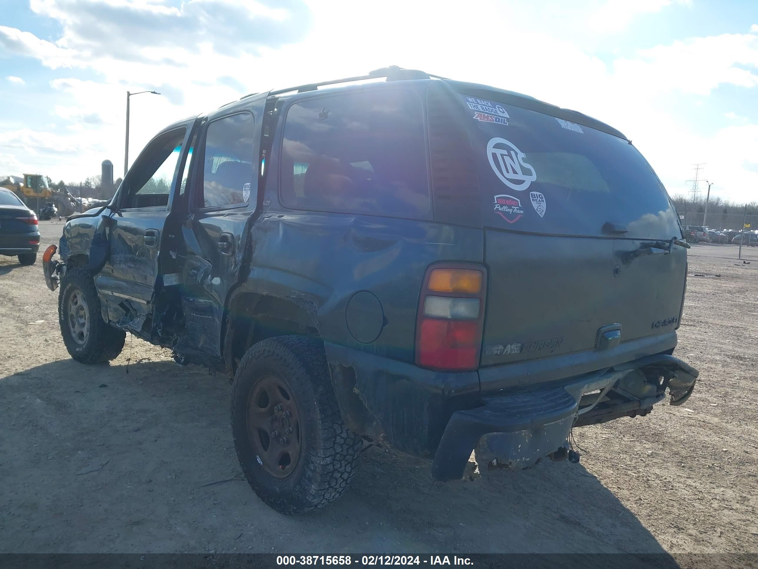 Photo 2 VIN: 1GNEK13T51J295319 - CHEVROLET TAHOE 