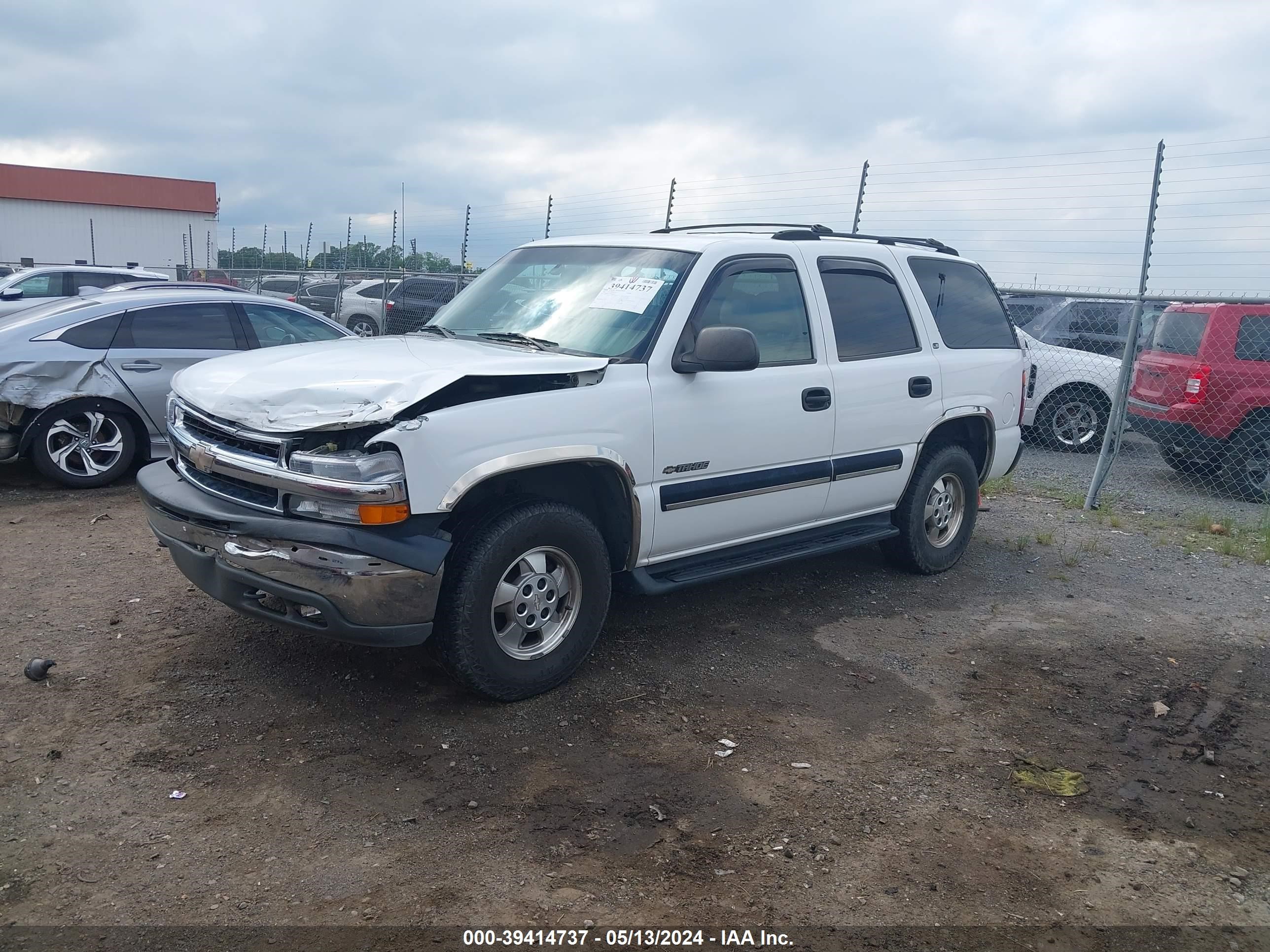 Photo 1 VIN: 1GNEK13T51R160228 - CHEVROLET TAHOE 