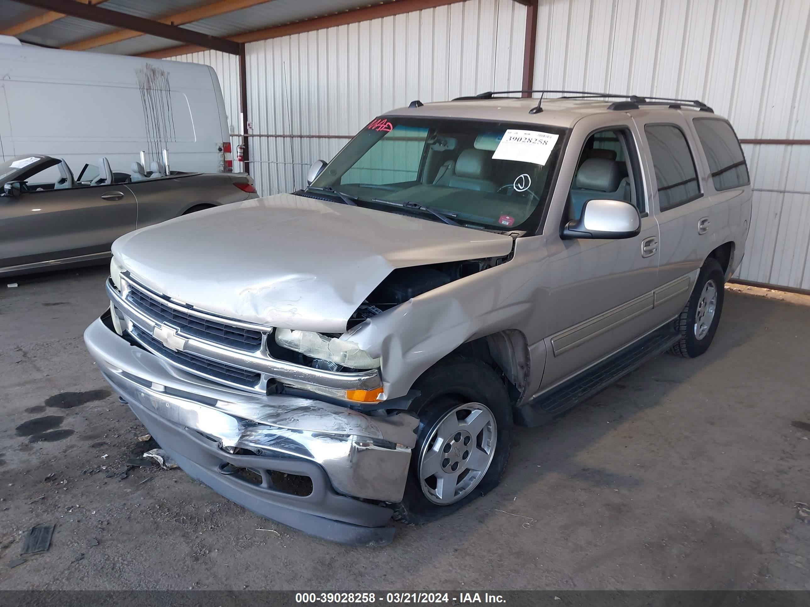 Photo 5 VIN: 1GNEK13T55J111695 - CHEVROLET TAHOE 