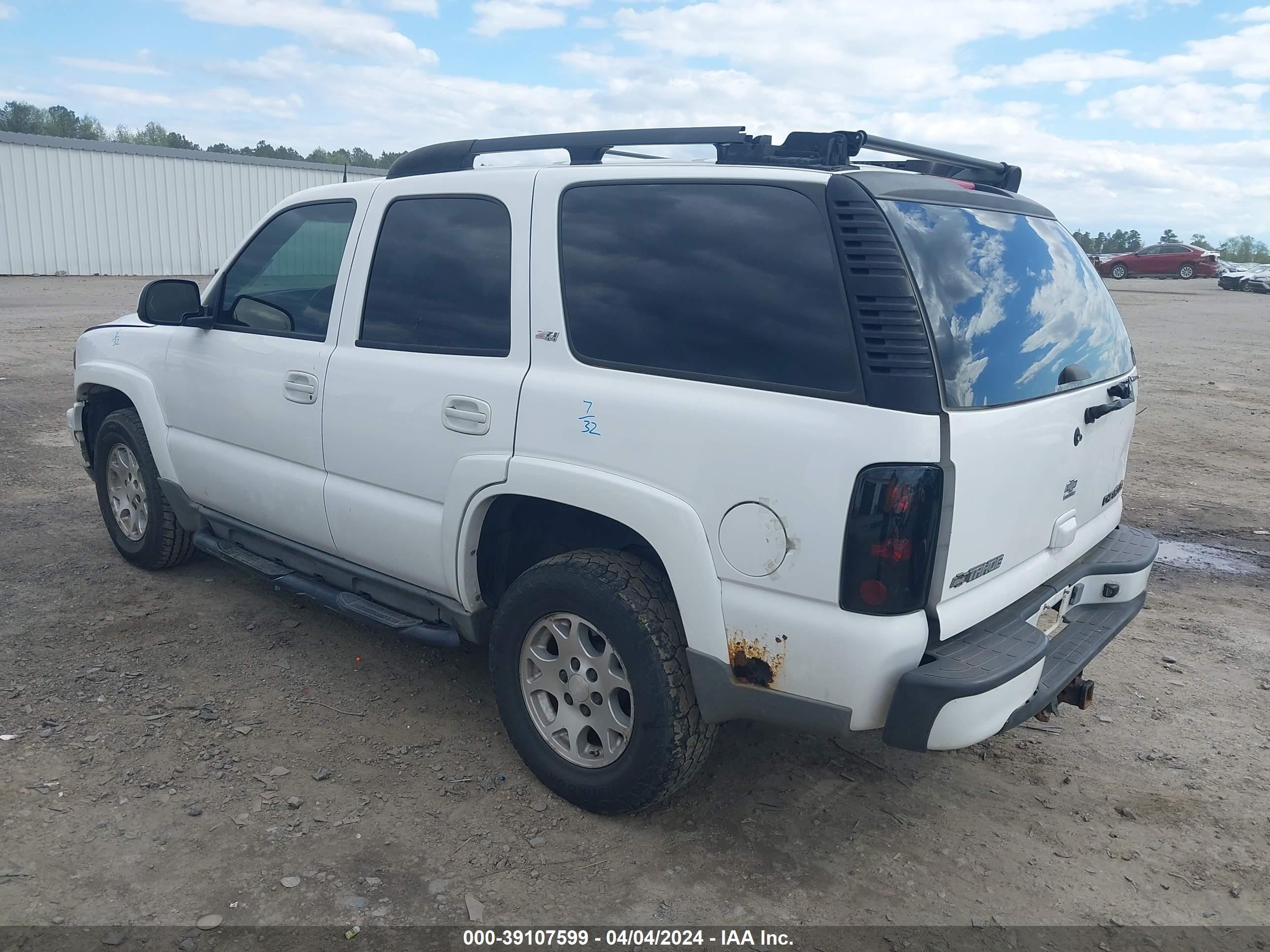 Photo 2 VIN: 1GNEK13T55R251506 - CHEVROLET TAHOE 