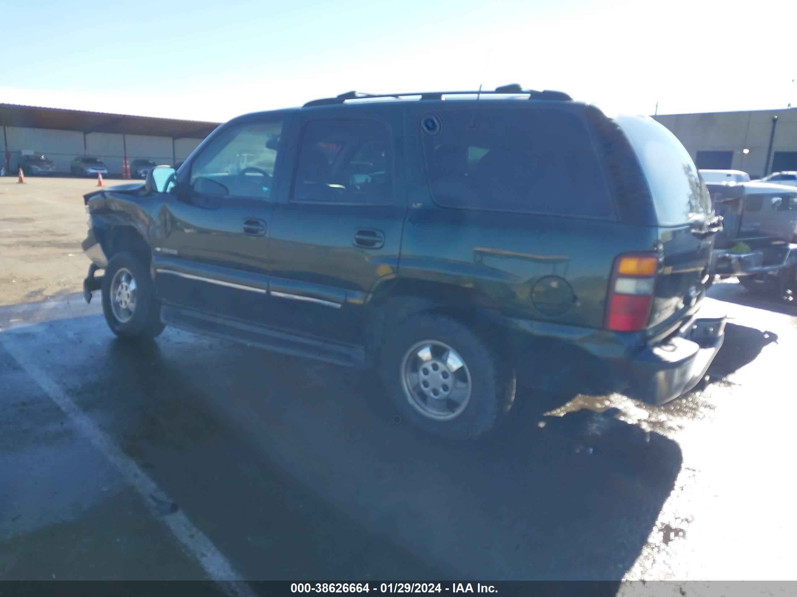 Photo 2 VIN: 1GNEK13T61R132910 - CHEVROLET TAHOE 