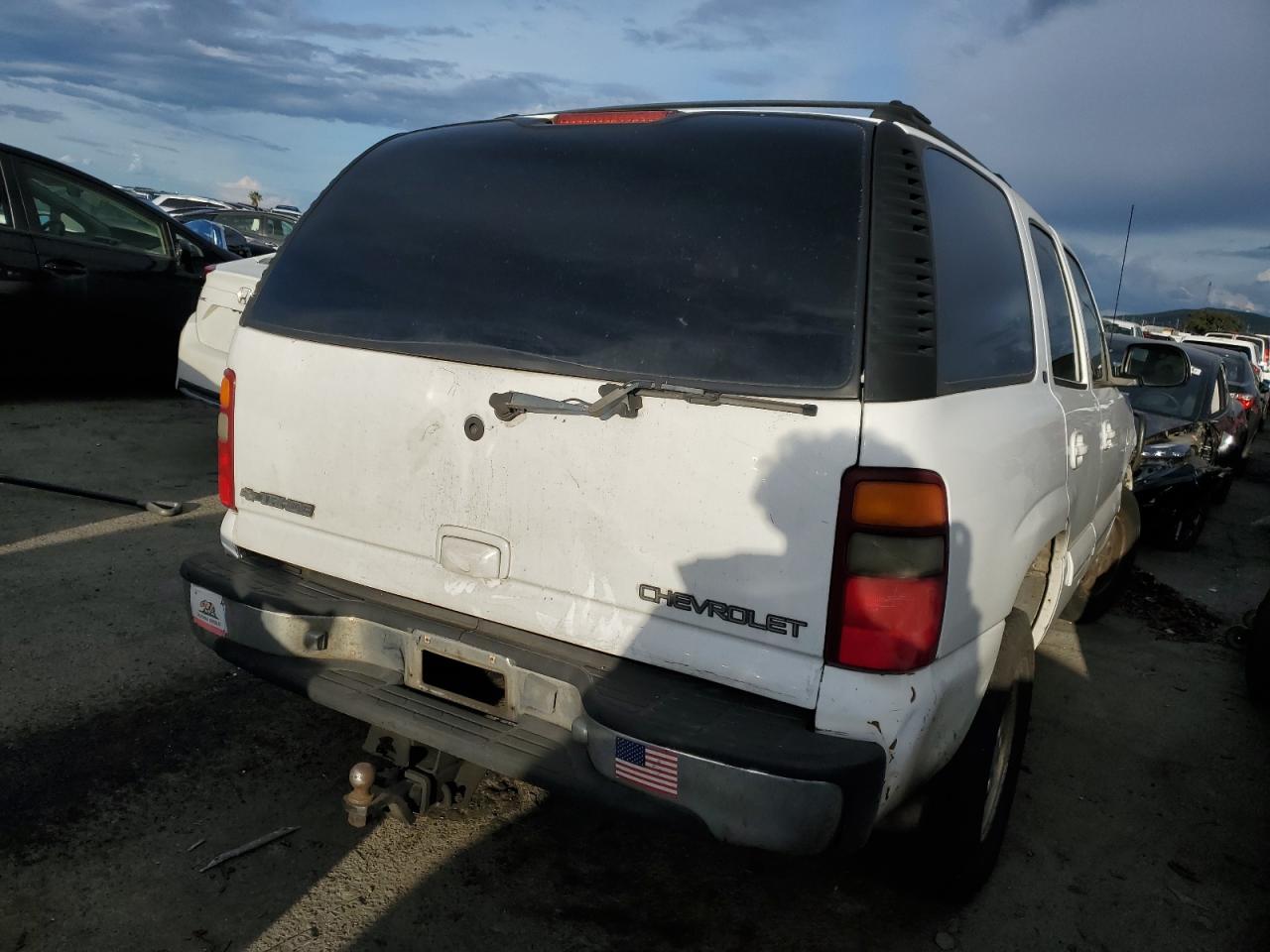 Photo 2 VIN: 1GNEK13T61R219044 - CHEVROLET TAHOE 