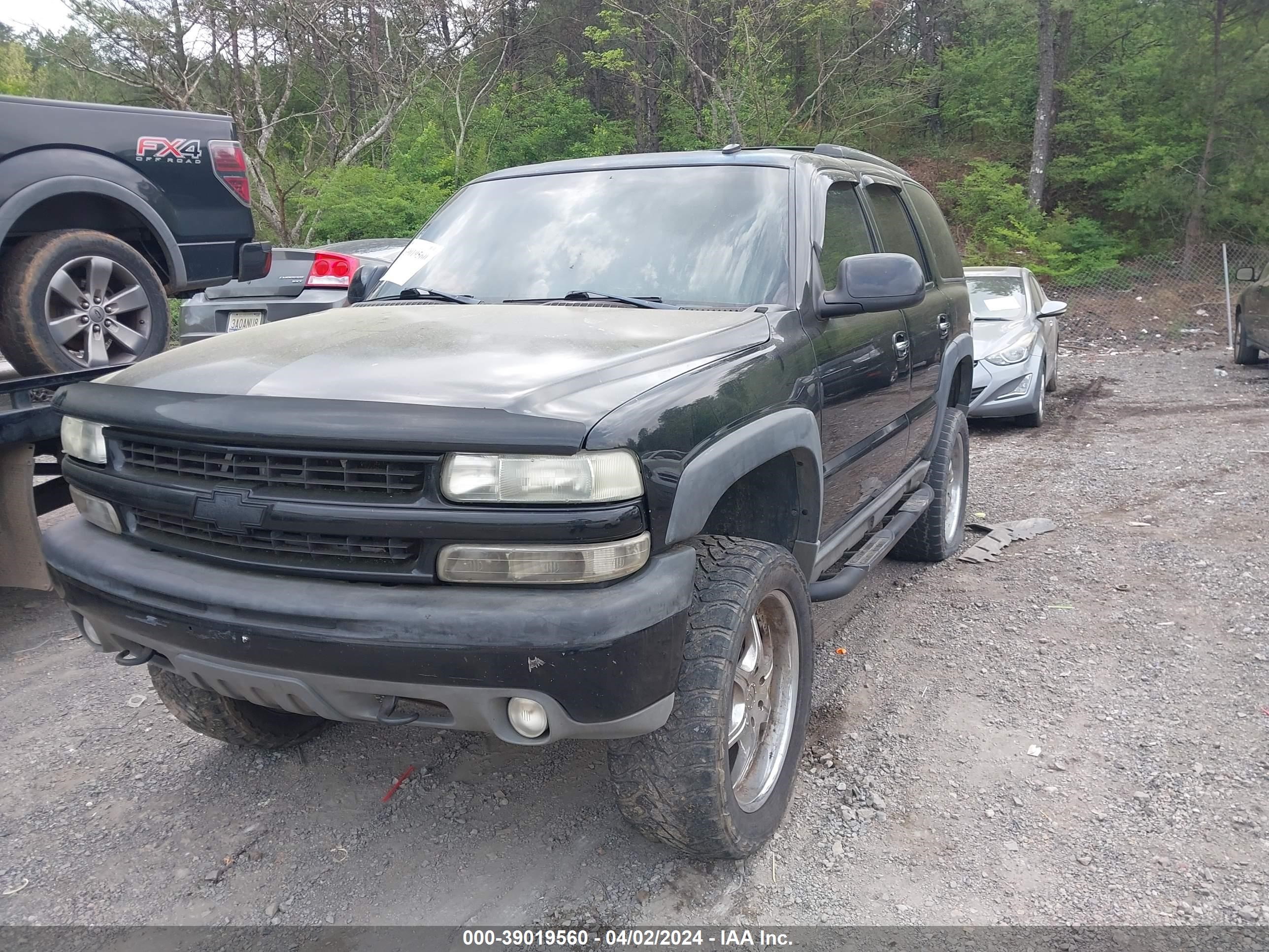 Photo 1 VIN: 1GNEK13T63R142744 - CHEVROLET TAHOE 