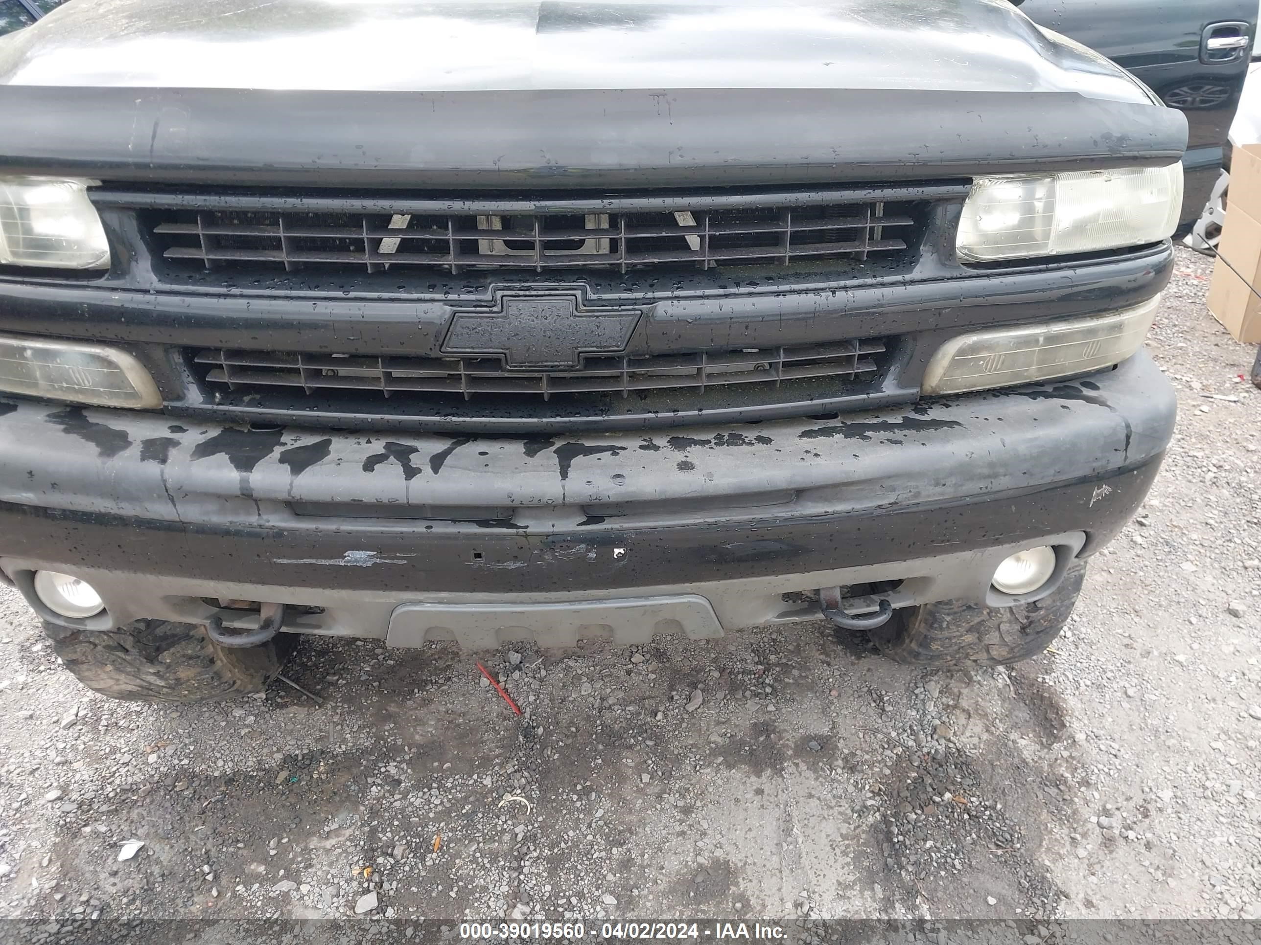 Photo 5 VIN: 1GNEK13T63R142744 - CHEVROLET TAHOE 