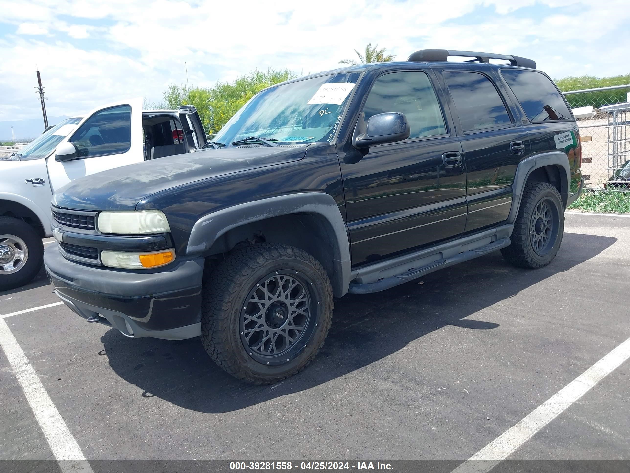 Photo 1 VIN: 1GNEK13T63R238924 - CHEVROLET TAHOE 